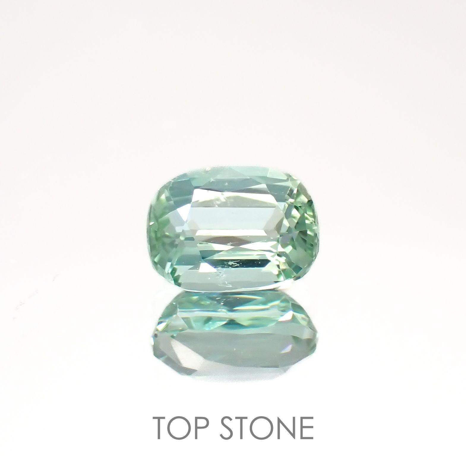 ブルーグリーントルマリン アフガニスタン産 0.77ct[220716997]6.2x4.8mm前後