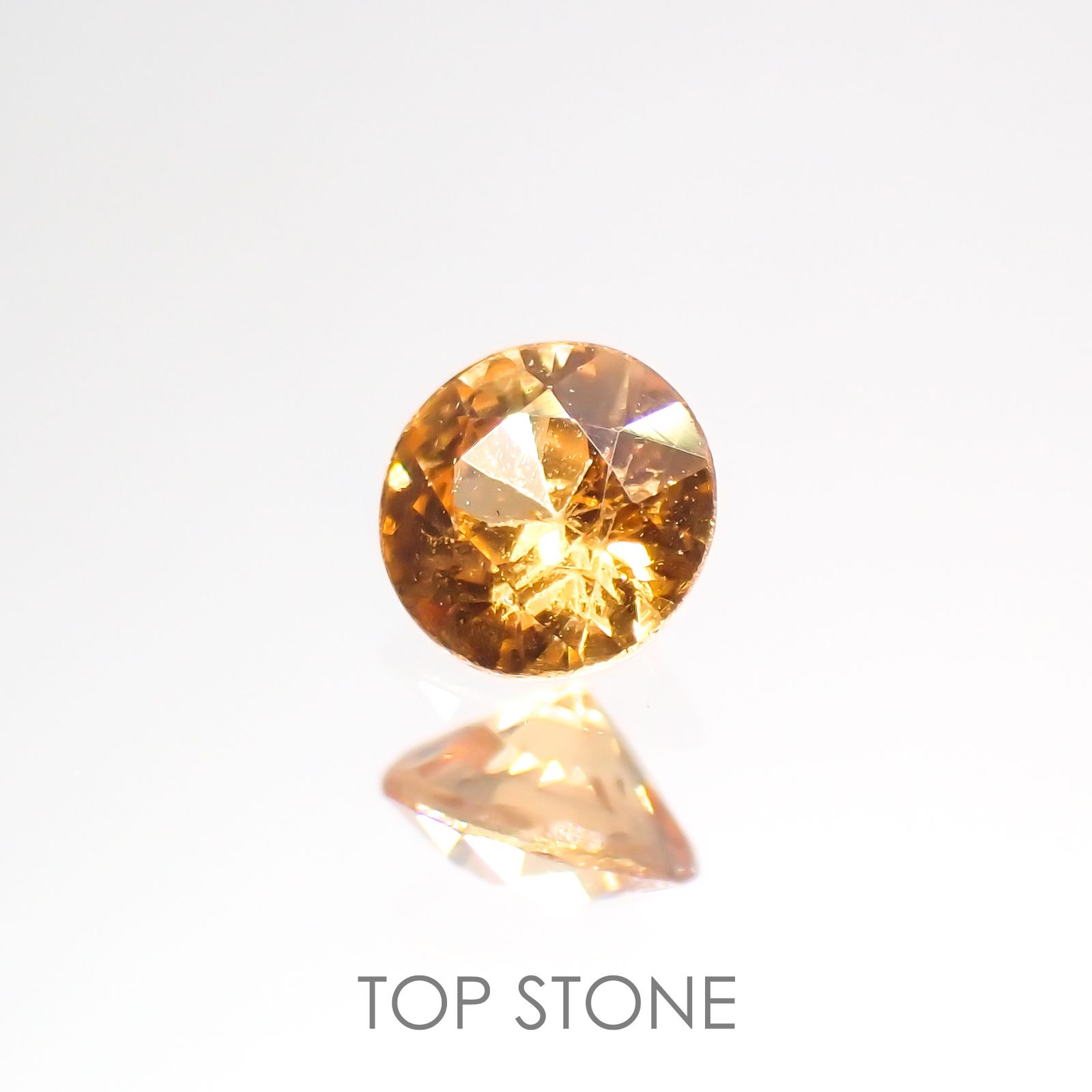 スペサルティンガーネット ケニア産 0.18ct[220114173]3.3x3.3mm前後