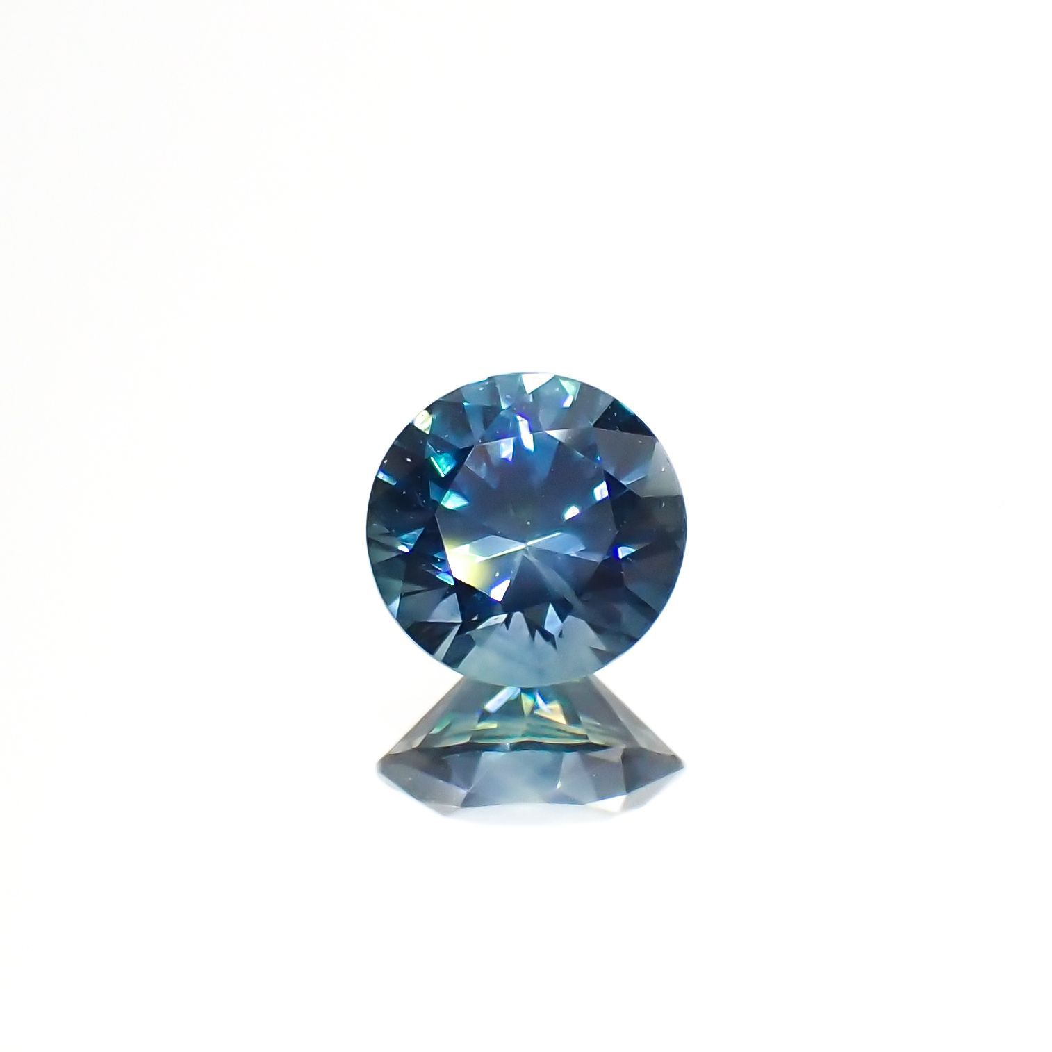 モンタナサファイア(宝石名サファイア)アメリカ・モンタナ州産 0.59ct 識別済[220616652]5.1x5.1mm前後