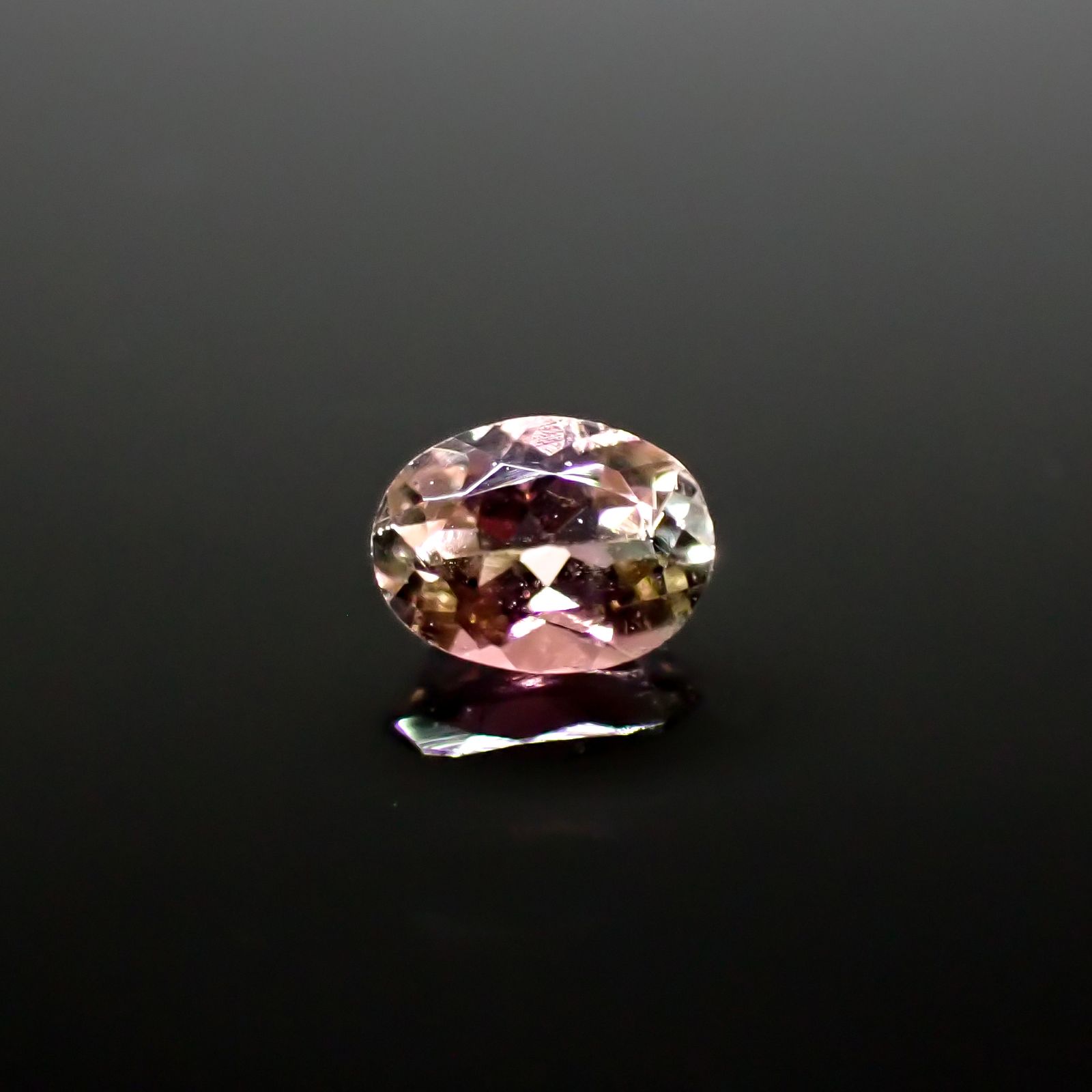 バイカラートルマリン ブラジル産 0.34ct[240929008]5.1x3.8mm前後