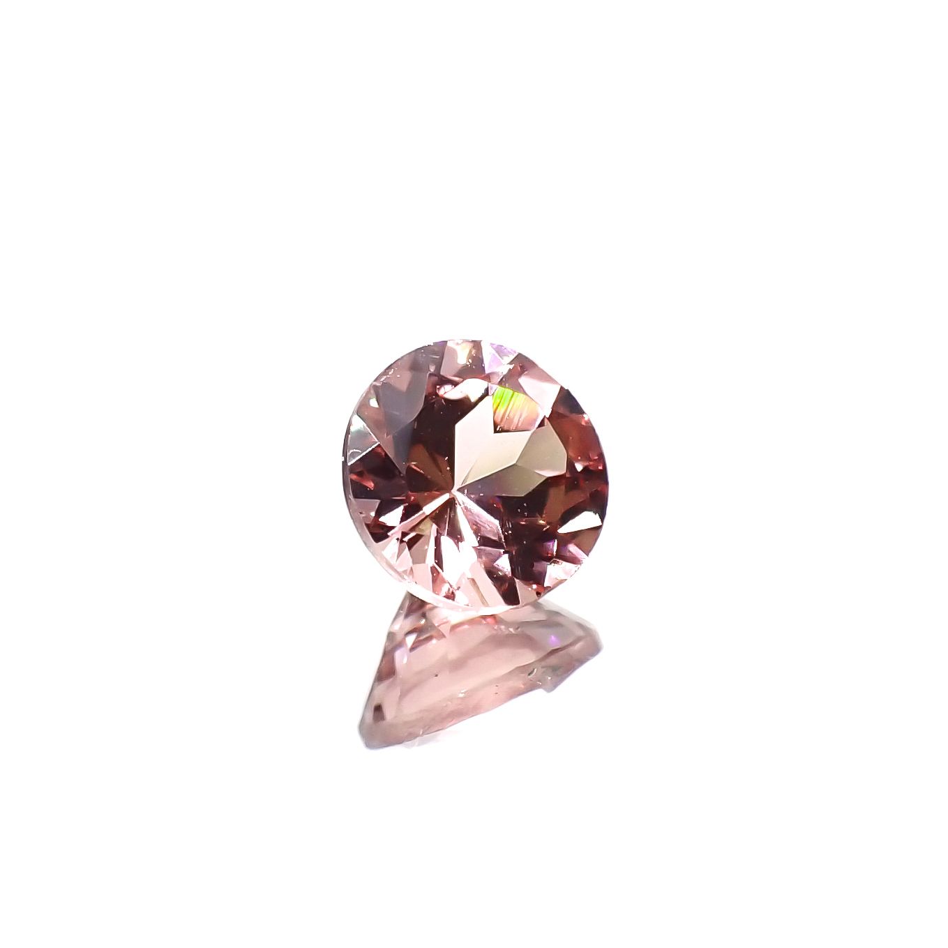 カラーシフトマラヤガーネット タンザニア産 0.94ct[231124345]5.9x5.8mm前後
