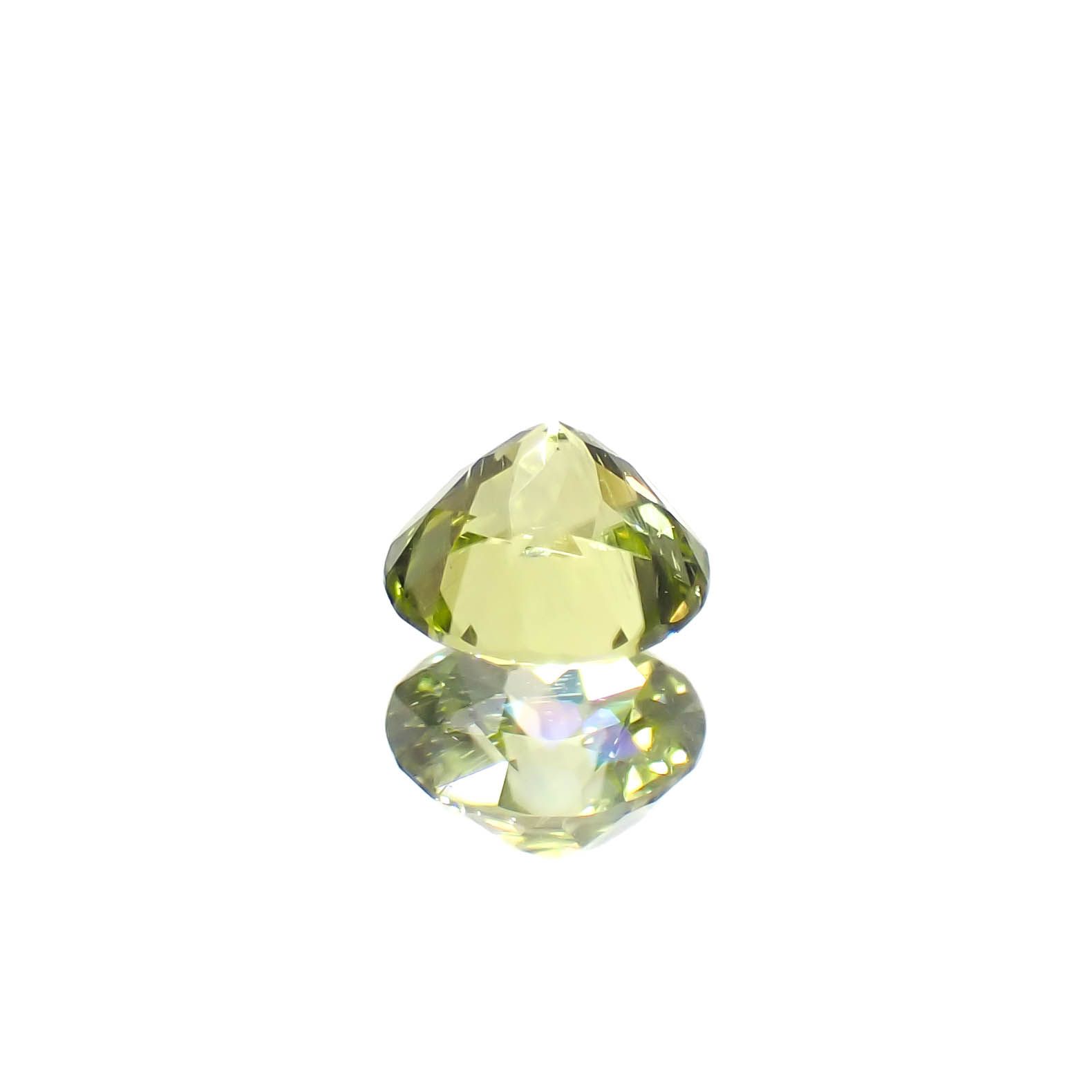 パラサイティックペリドット 採取地：インドネシア・ジェパラ 0.24ct [250730747]3.7x3.7mm前後