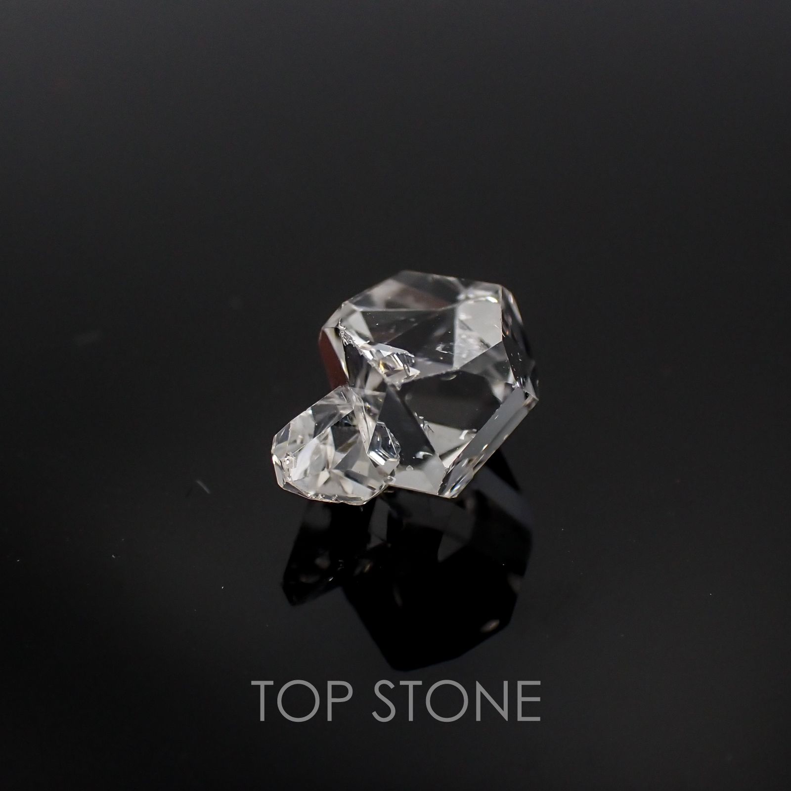 ハーキマーダイヤモンド アメリカ産 原石・結晶 2.87ct[20117548]10.3×8.7mm前後