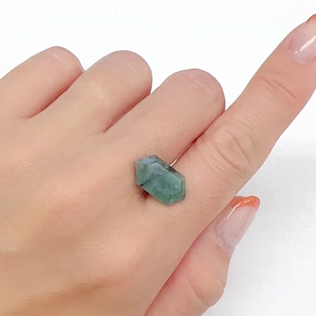 ◇カスタムカット◇エメラルド ブラジル産 3.80ct[240326489]16x8.8mm前後