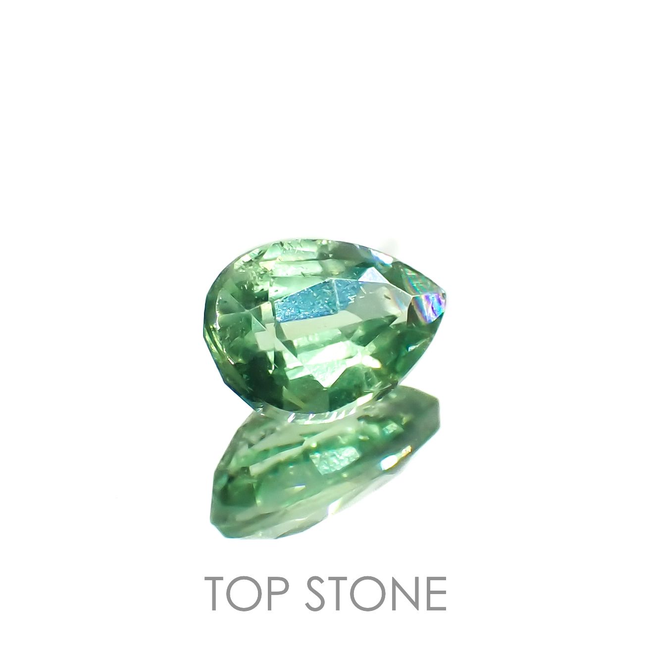 グリーンカイヤナイト タンザニア産 0.83ct[230220567]6.9x4.7mm前後