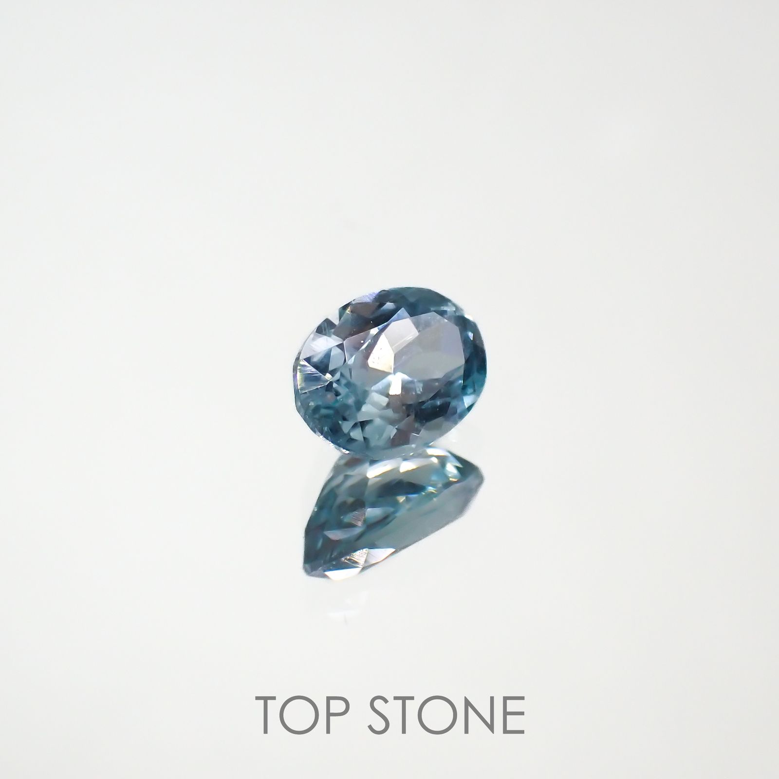 シーフォームカイヤナイト(宝石名カイヤナイト)タンザニア産 1.12ct 識別済[220616283]7.3x5.2mm前後