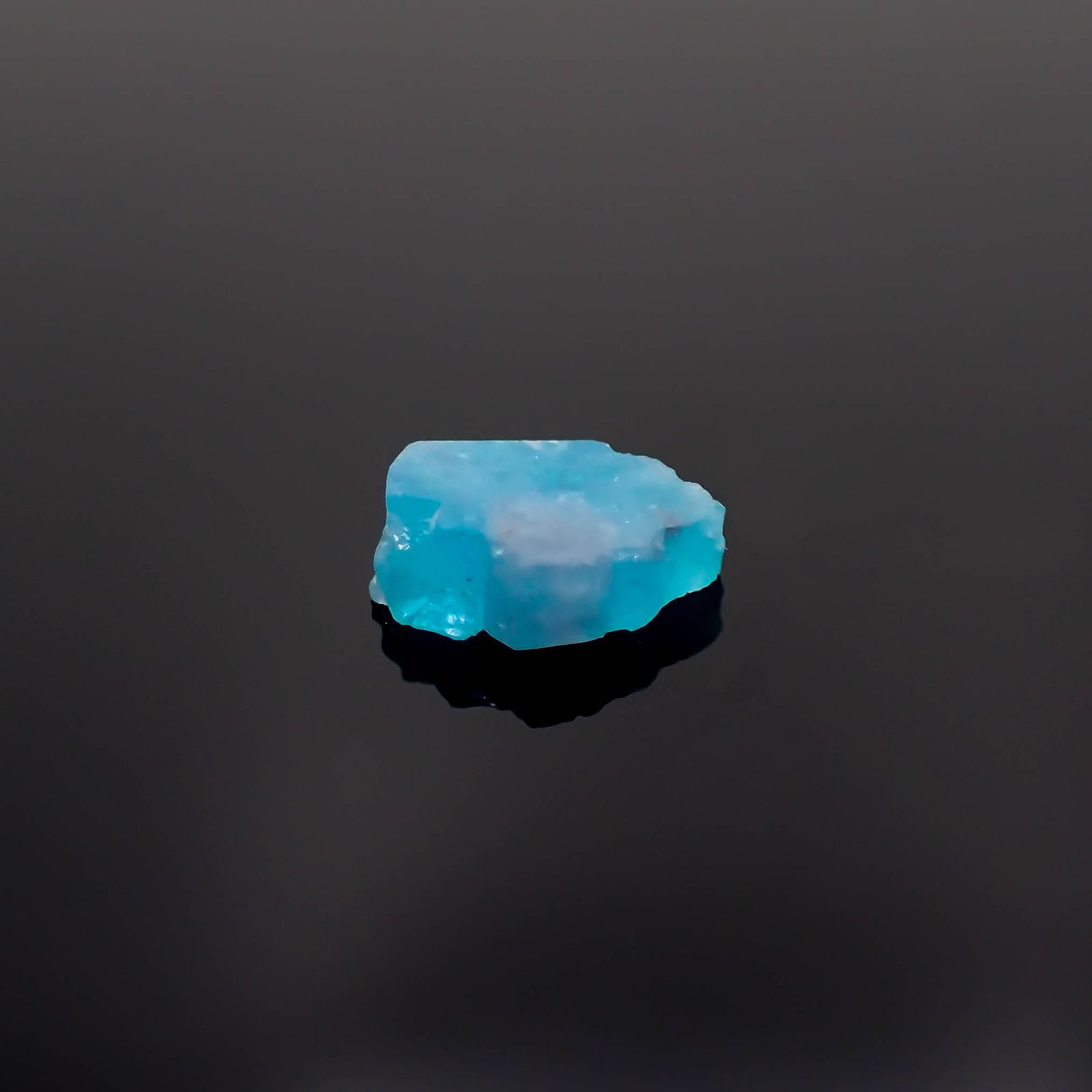パライバトルマリン原石スライス ブラジル・パライバ州バターリャ鉱山産 1.30ct[230321168]8.8x5.6mm前後