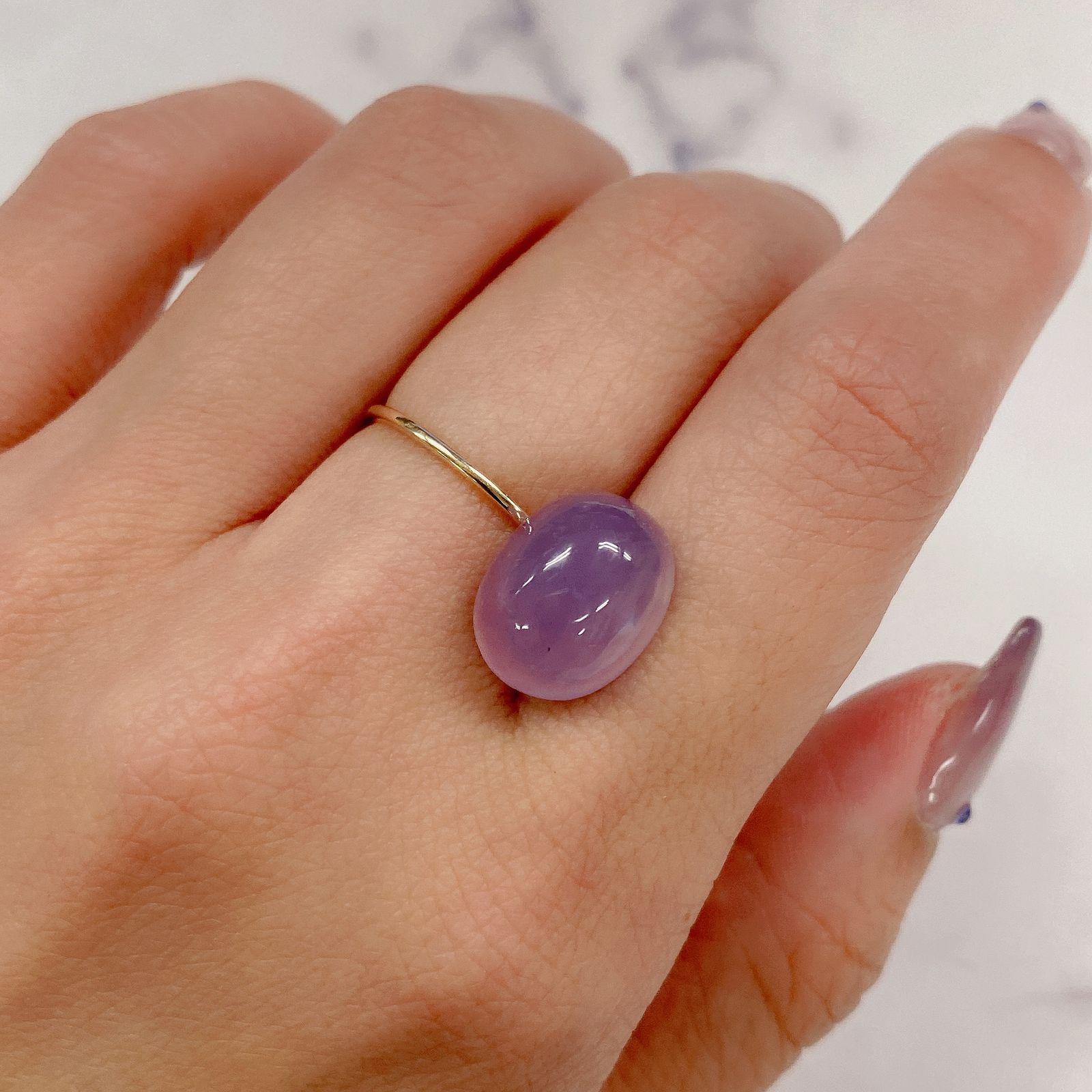 パープルカルセドニー(宝石名バイオレット・カルセドニー) インドネシア産 7.43ct 識別済[20127966]13.5×10.8mm前後