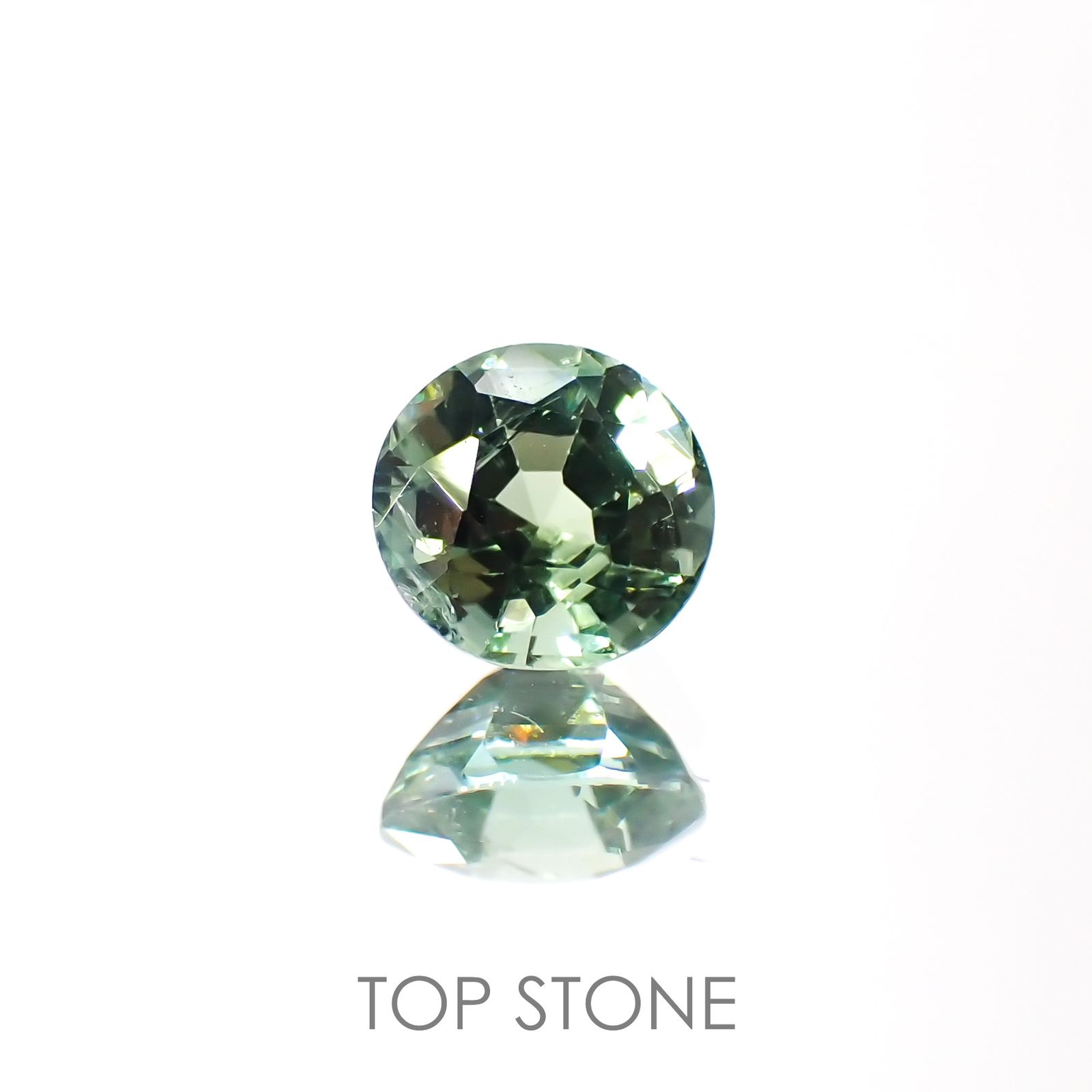 ミントトルマリン(宝石名グリーン・トルマリン) アフガニスタン産 0.80ct 識別済[211013612]5.8×5.8mm前後