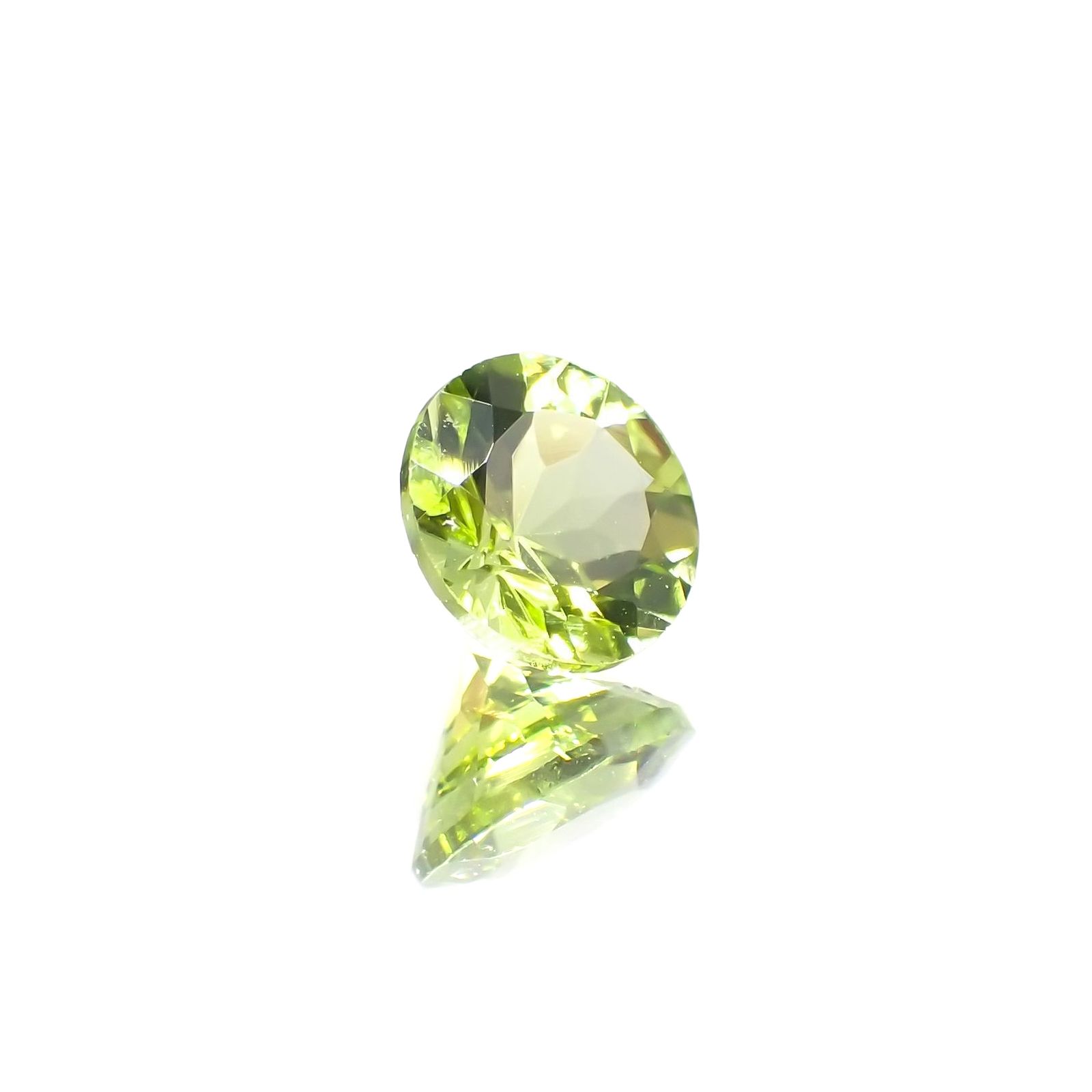 ペリドット(宝石名ペリドット) パキスタン産 識別済 1.11ct / 6.4x6.4mm前後 [210813071]