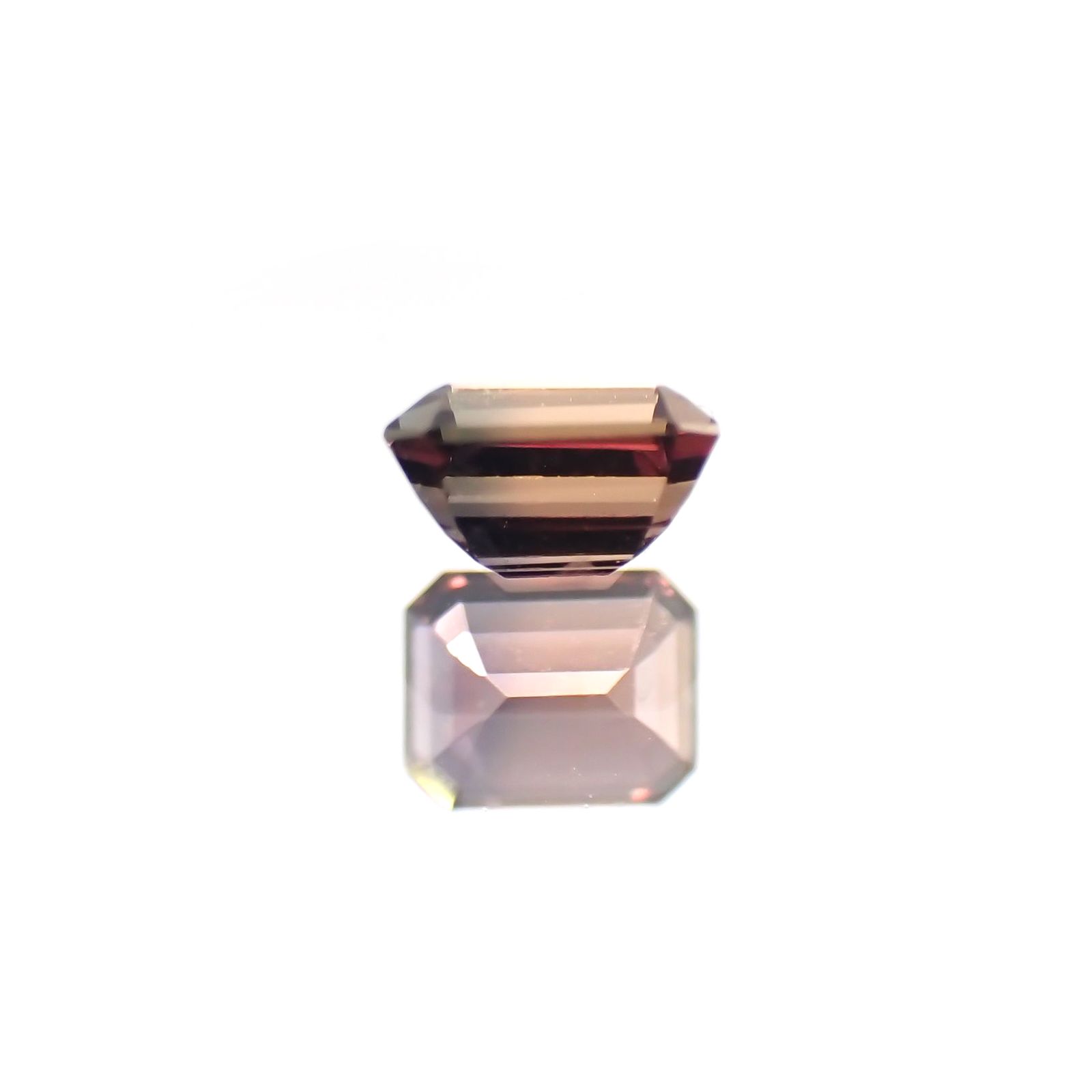 バイカラーサファイア(宝石名バイカラー・サファイア) マダガスカル/タンザニア産 0.29ct 識別済[210812494]3.8×3mm前後