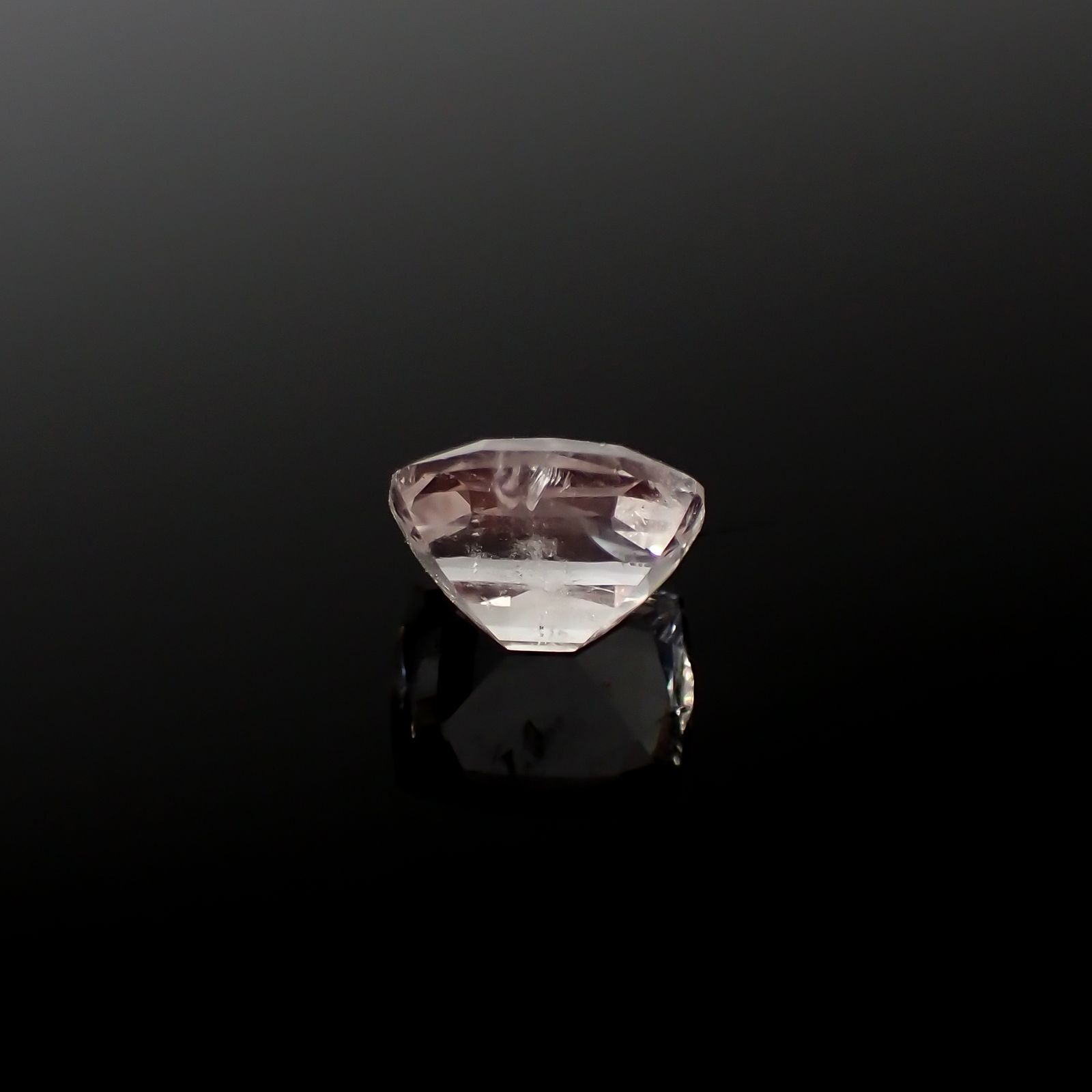 ピンクエンジェルラダー マダガスカル産 2.82ct[240125437]9.5x7.8mm前後