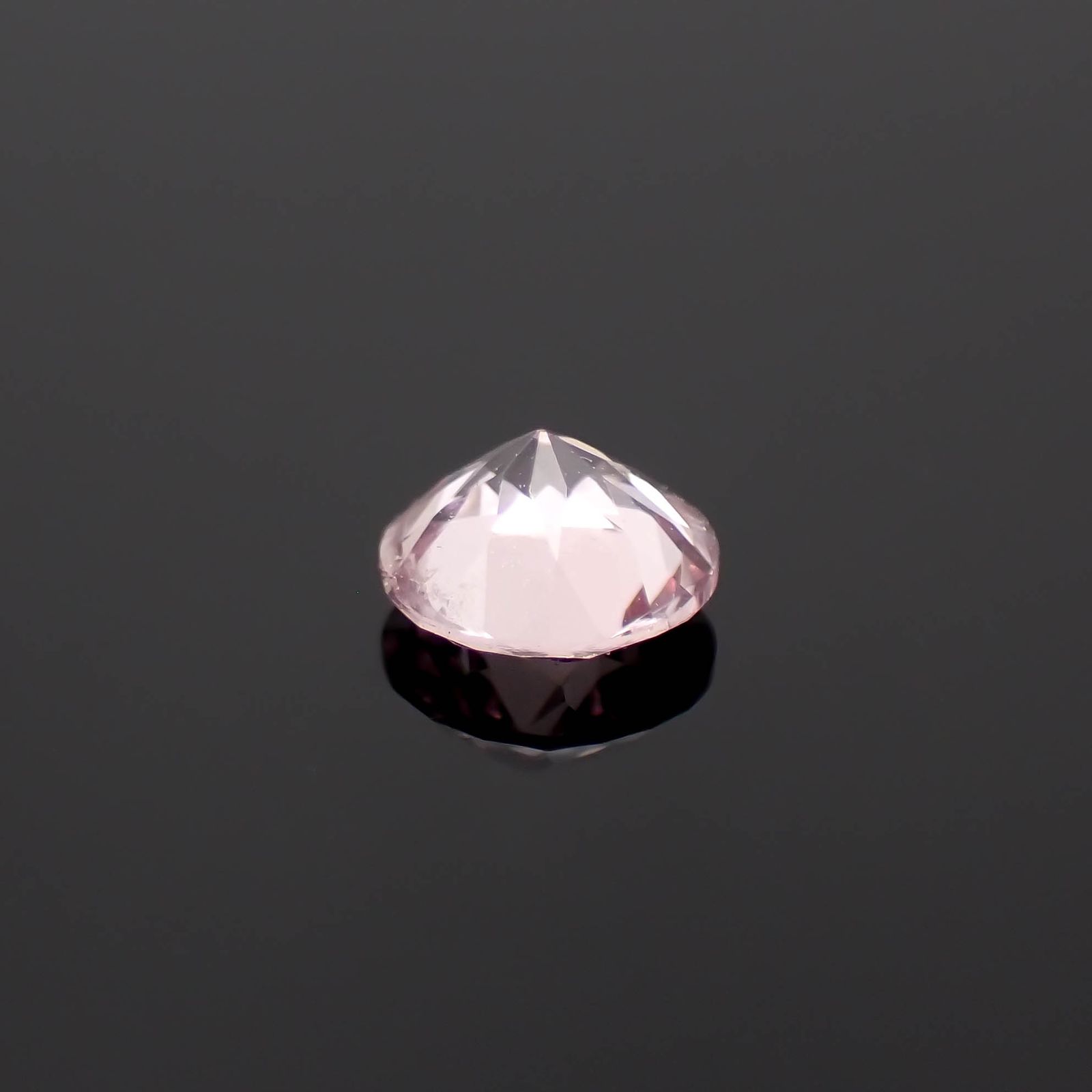 ドラゴンガーネット タンザニア産 0.41ct[230421458]4.5x4.5mm前後