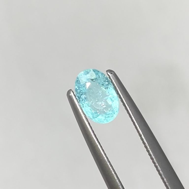 パライバトルマリン モザンビーク産 0.63ct / 6.5x4.3mm前後 