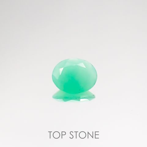 グリーンオパール(宝石名コモンオパール) 南アフリカ産 1.08ct 識別済[210611387]8.9×7.1mm前後
