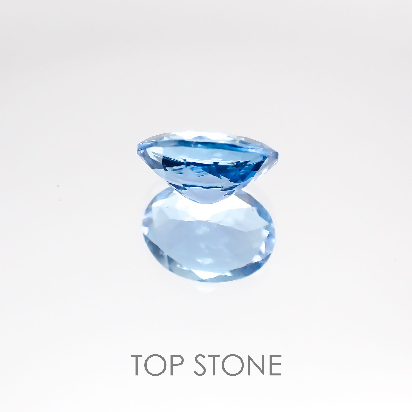 ネオンブルーアパタイト ブラジル産 ルース 1.18ct[20128301]8.1×6.1mm前後