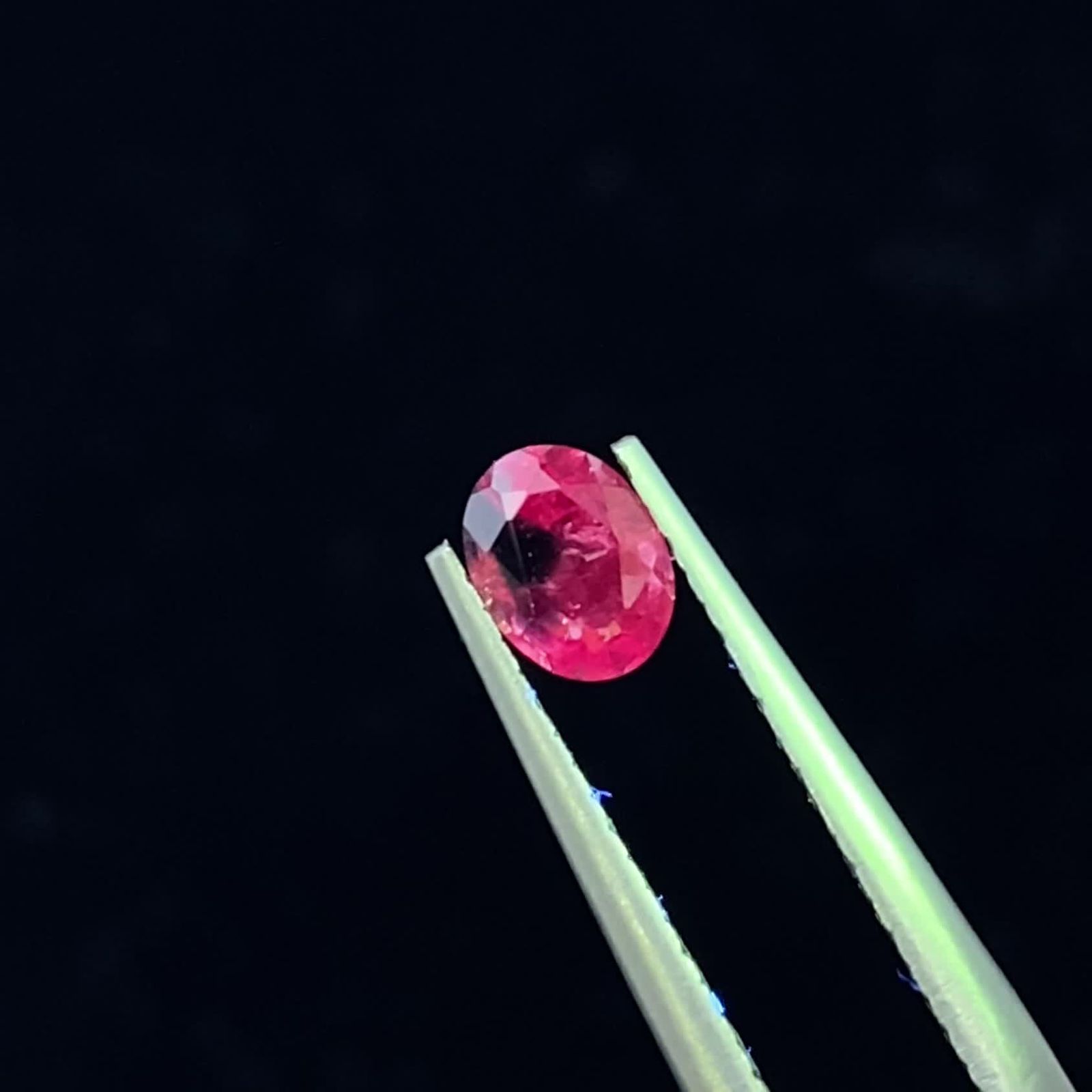 ウィンザーサファイア タンザニア・ウィンザー産 0.31ct [250120009