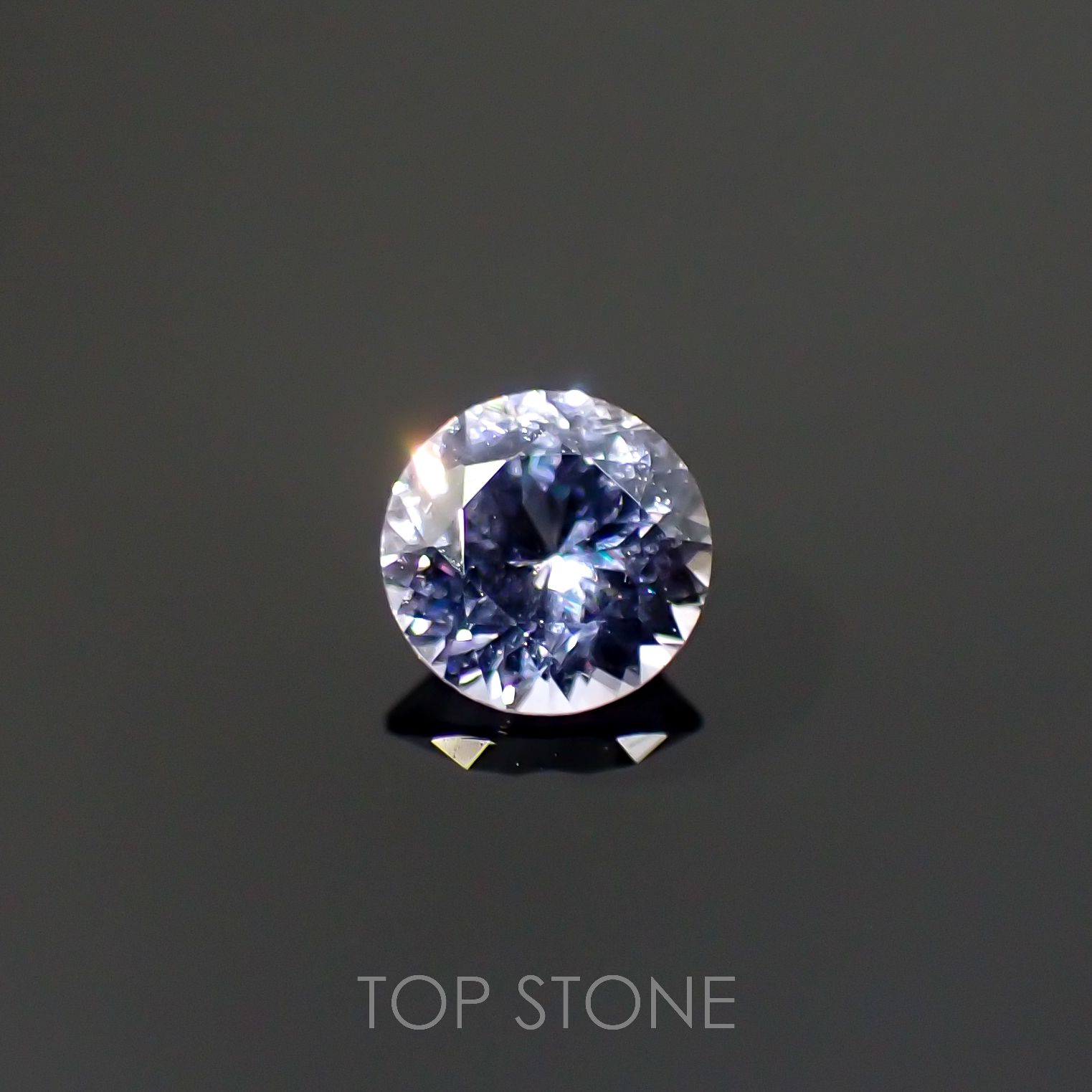 グレイッシュブルースピネル(宝石名スピネル)ビルマ/マダガスカル産 0.33ct 識別済[220716967]4.3x4.3mm前後