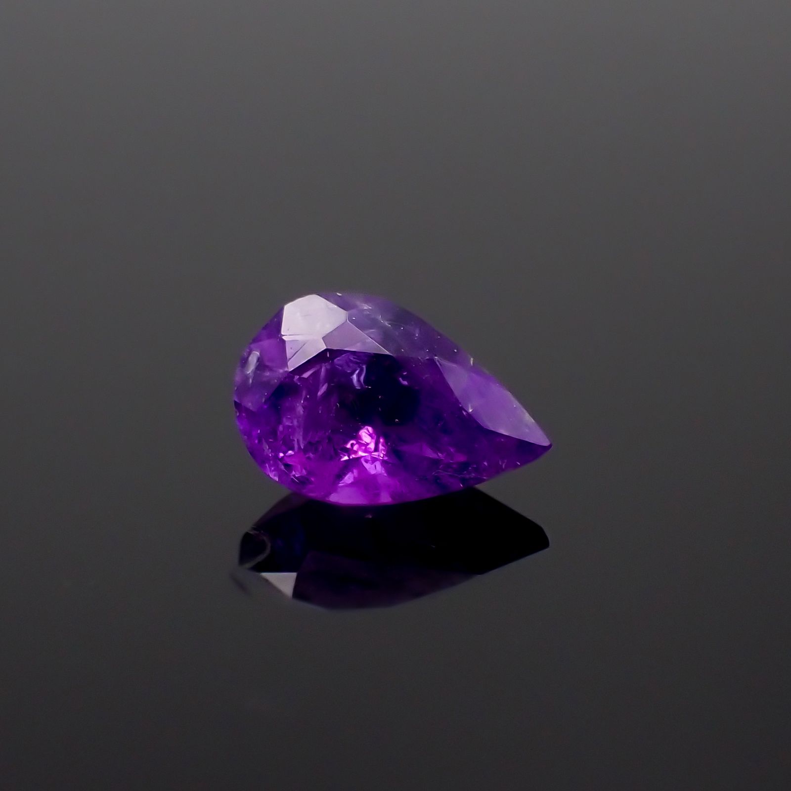ハックマナイト(宝石名ハックマナイト)アフガニスタン産 0.33ct [230923362]6.3x4.2mm前後