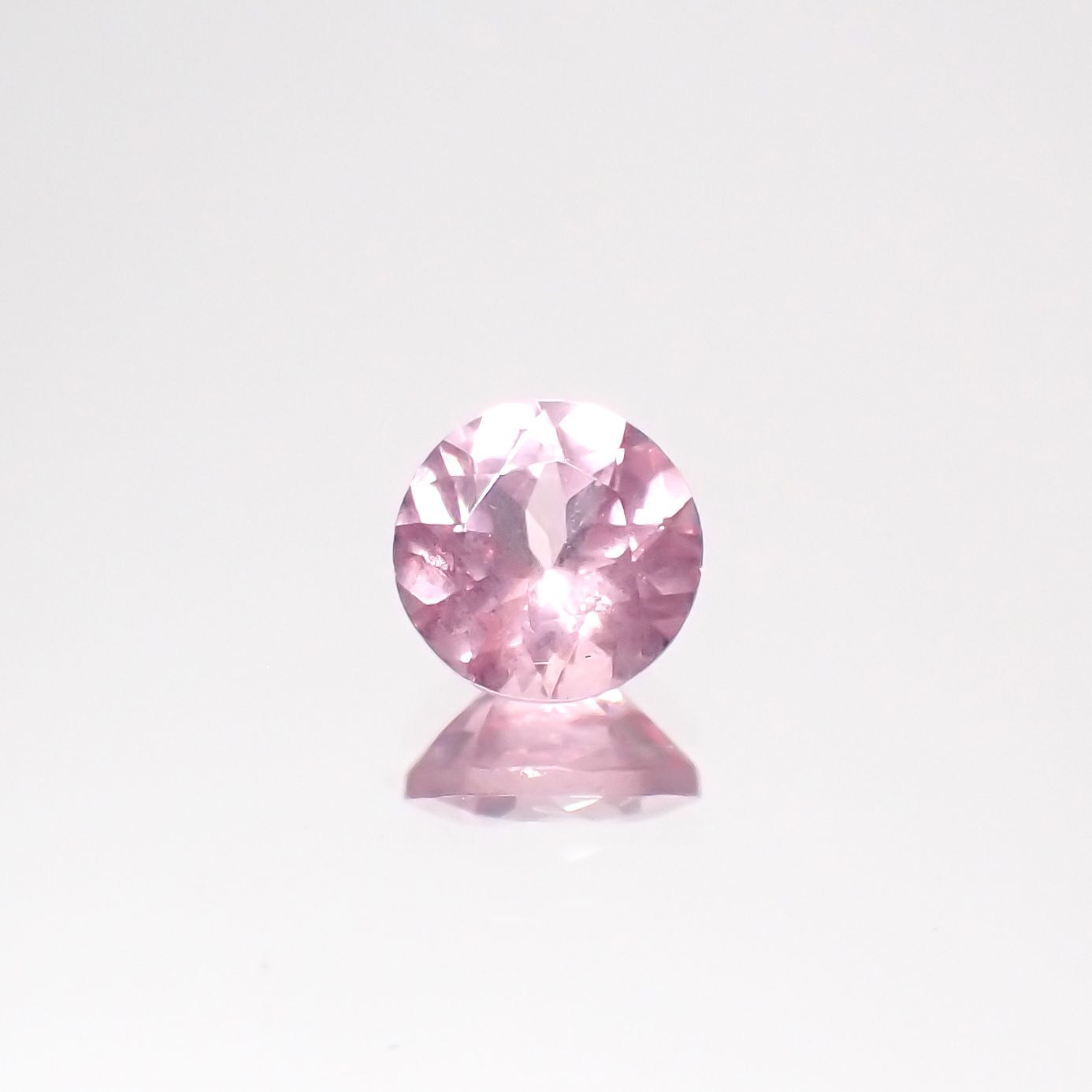 シルキーピンクスピネル タンザニア産 0.51ct[231224953]5x5mm前後
