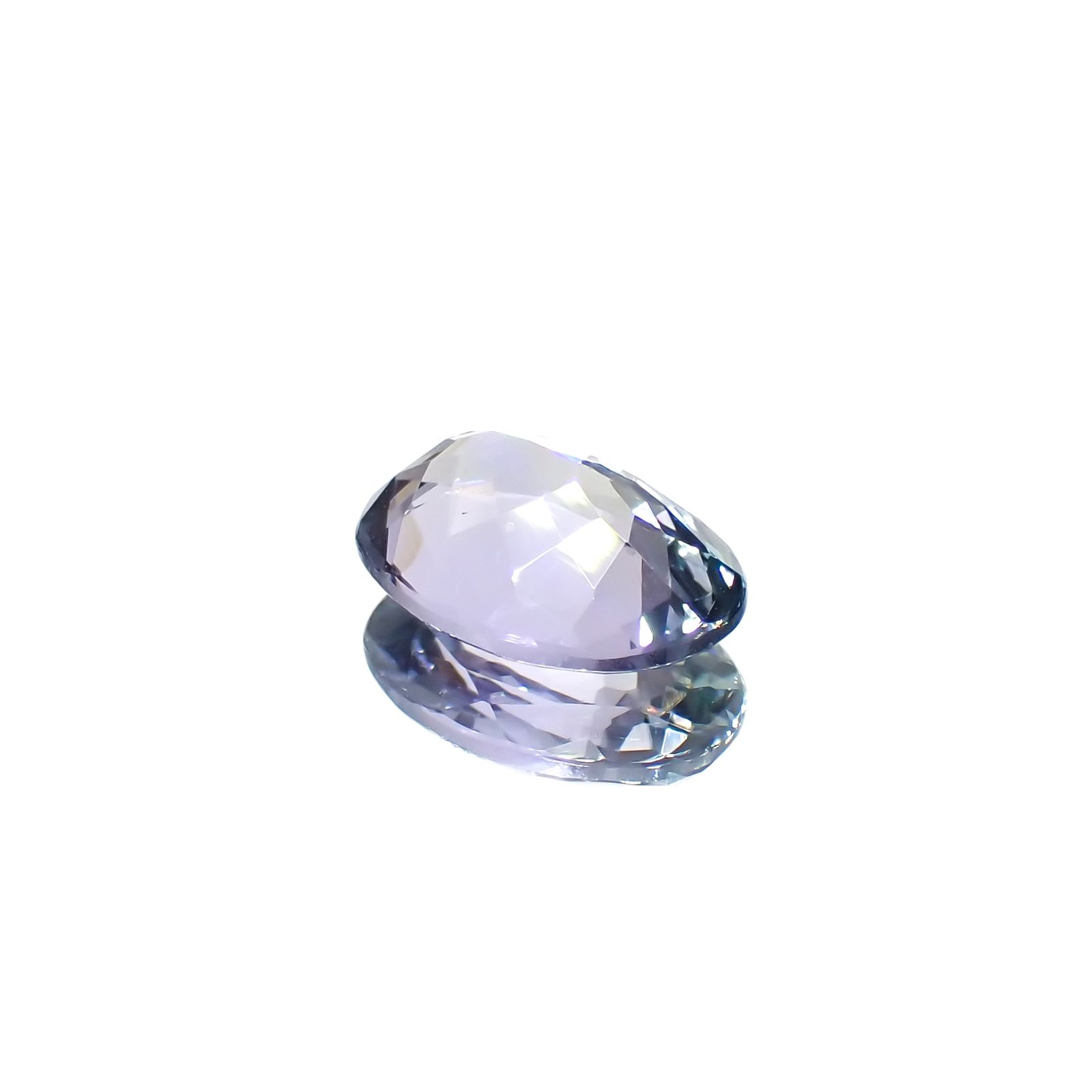 バイカラータンザナイト(宝石名タンザナイト/ゾイサイト)タンザニア産 1.18ct 識別済[230923506]8.2x5.6mm前後