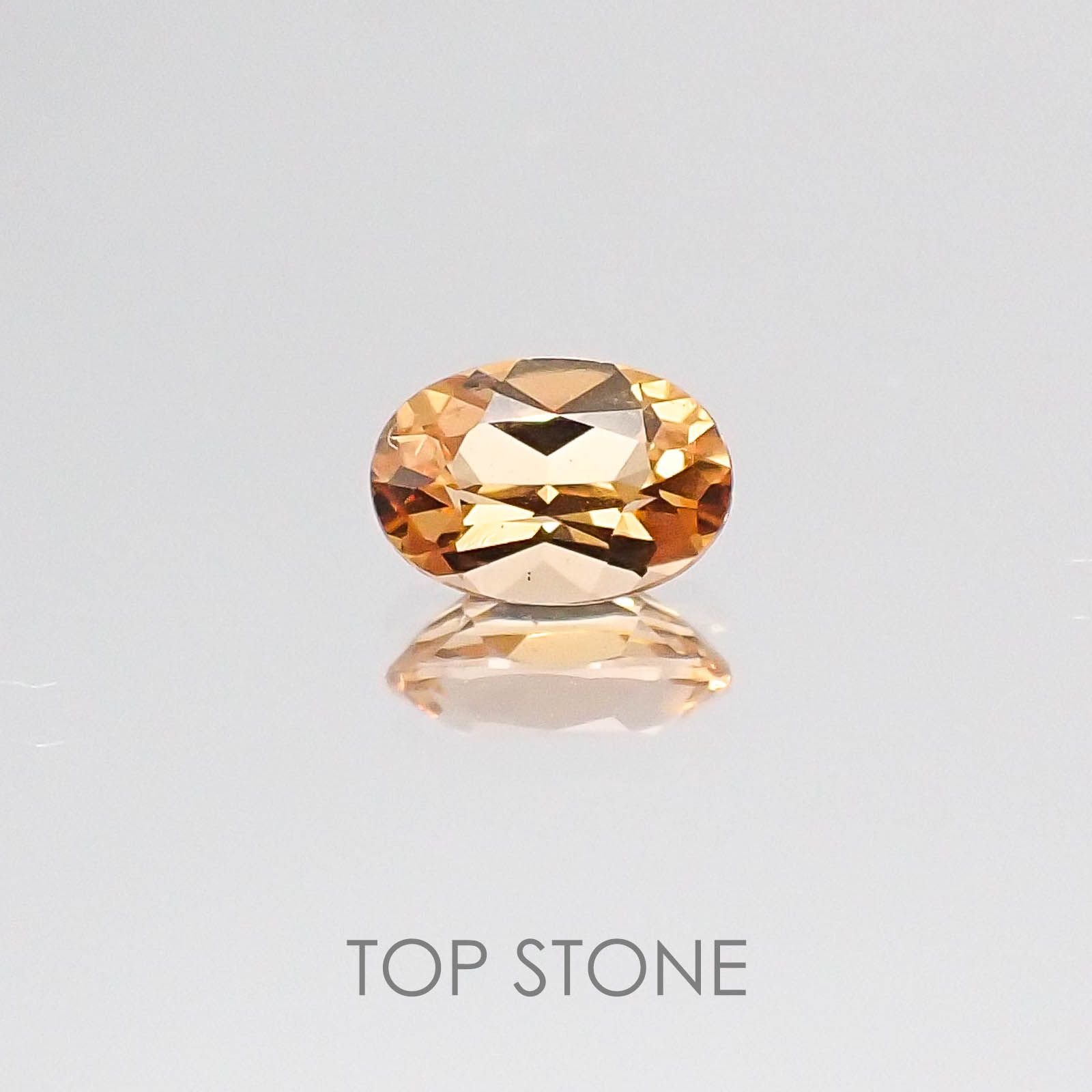 インペリアルトパーズ ブラジル産 ルース 0.35ct[20084380]5.2×3.5mm前後