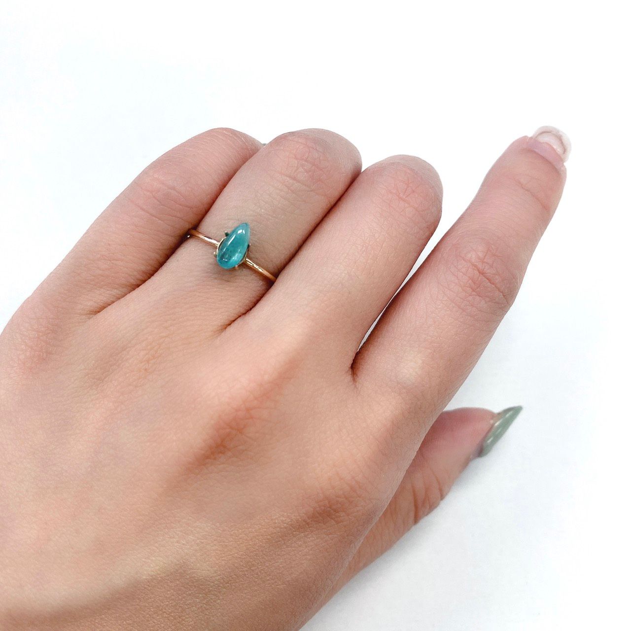 パライバトルマリン(宝石名トルマリン/別名パライバ・トルマリン) ブラジル産 0.618ct ソ付(宝貴協)[210510828]7.9×3.9mm前後