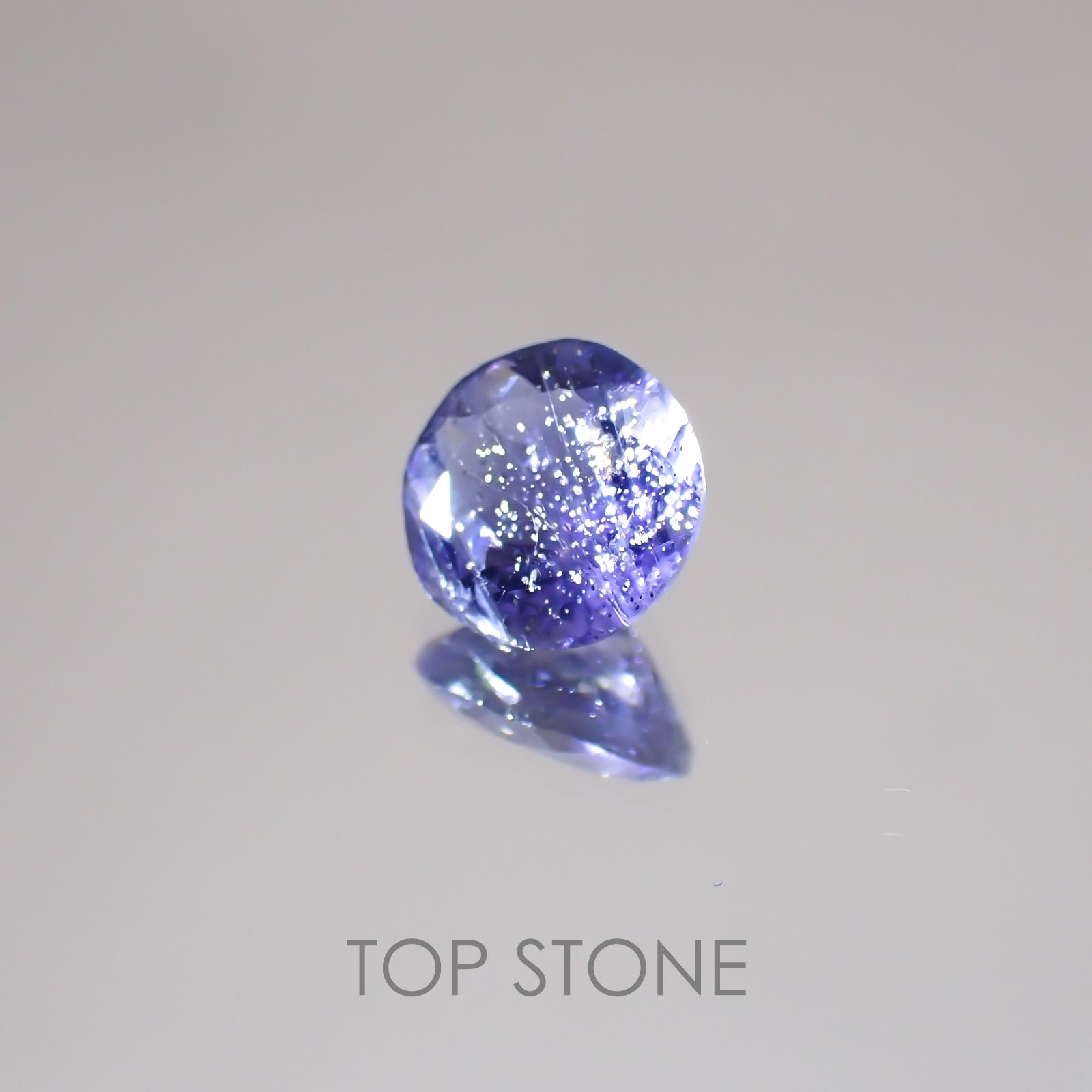 アイオライトサンストーン ブラジル産 ルース 0.74ct[21059240]6.3×6.3mm前後