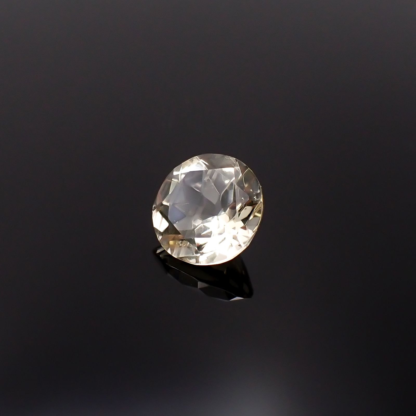 ゴールデンラブラドライト メキシコ産 2.52ct[231225053]9.3x9.3mm前後