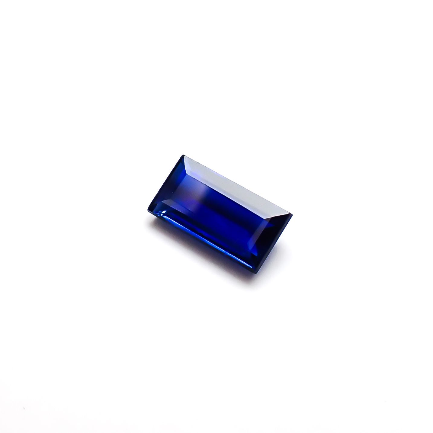 カイヤナイト ネパール産 2.18ct / 10.4x5.4mm前後 [260532273]
