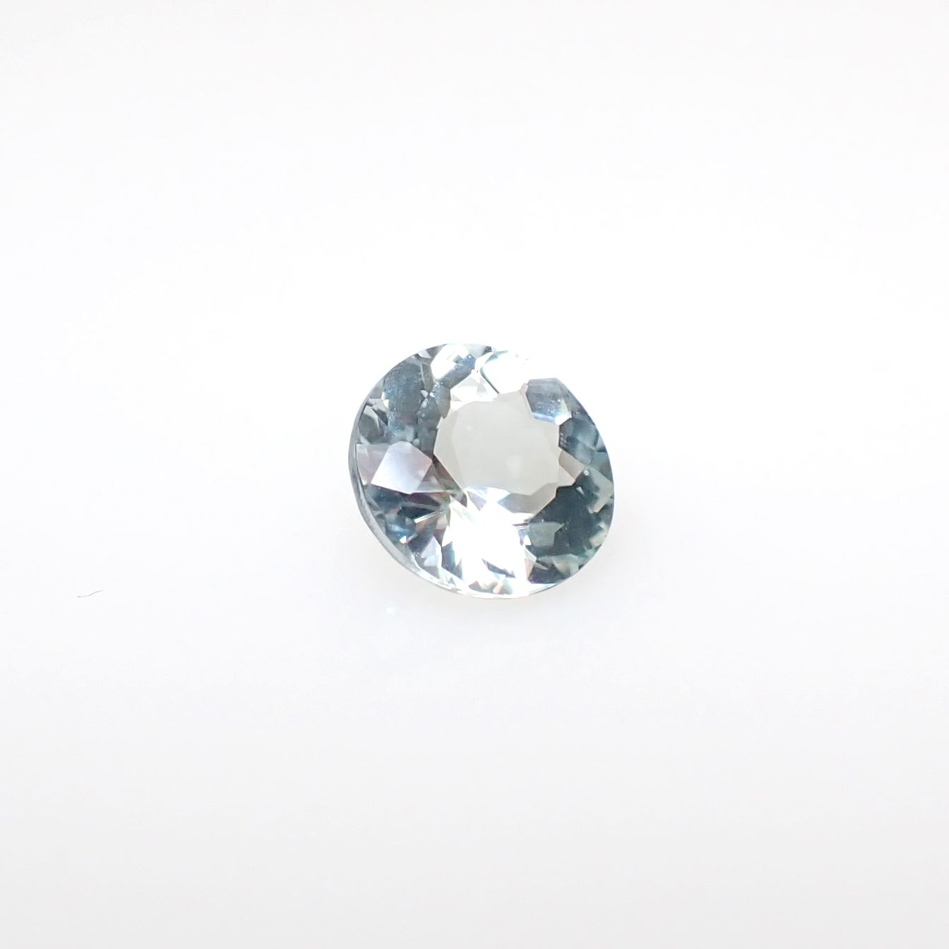 モンテブラサイト(宝石名モンテブラサイト)マダガスカル産 0.83ct 識別済[241229660]6.3x6.3mm前後