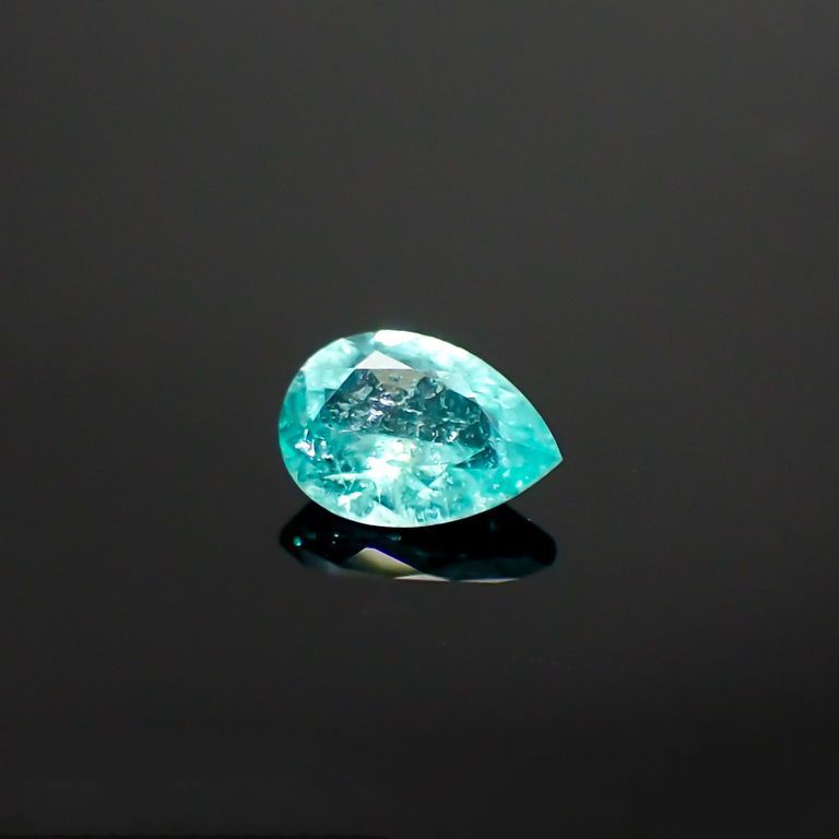 パライバトルマリン(宝石名トルマリン/別名パライバ・トルマリン) ブラジル・キントス鉱山産 0.304ct ソ付(宝貴協)[210711759]5.5×3.9mm前後