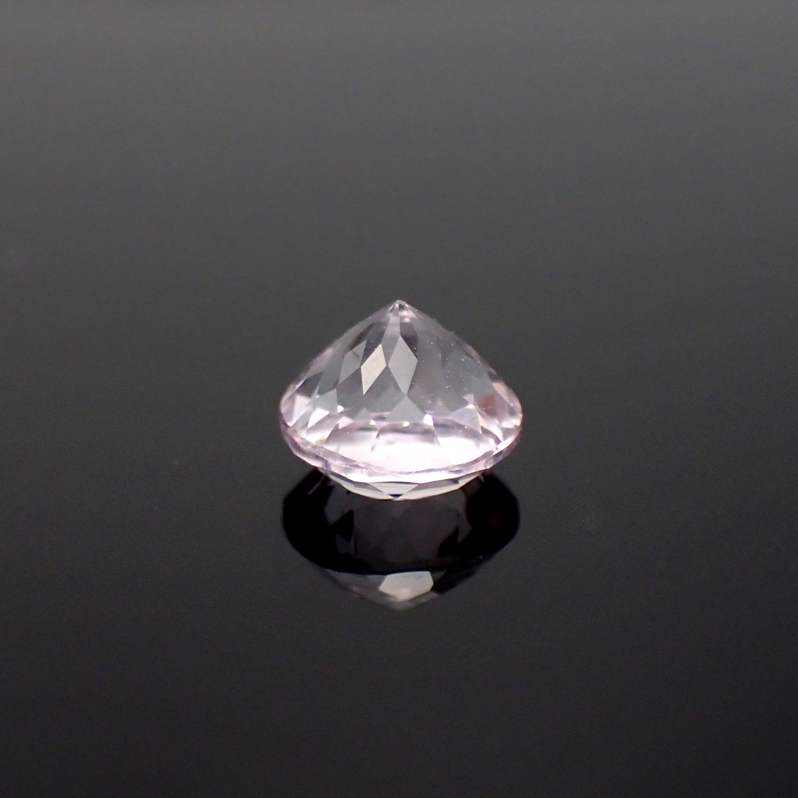 クンツァイト アフガニスタン産 1.15ct[231224775]6.2x6.2mm前後