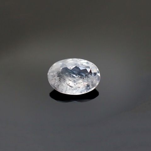 ユークレース(宝石名ユークレース)ブラジル産 0.878ct ソ付(彩珠)[230722916]7.5x5.4mm前後