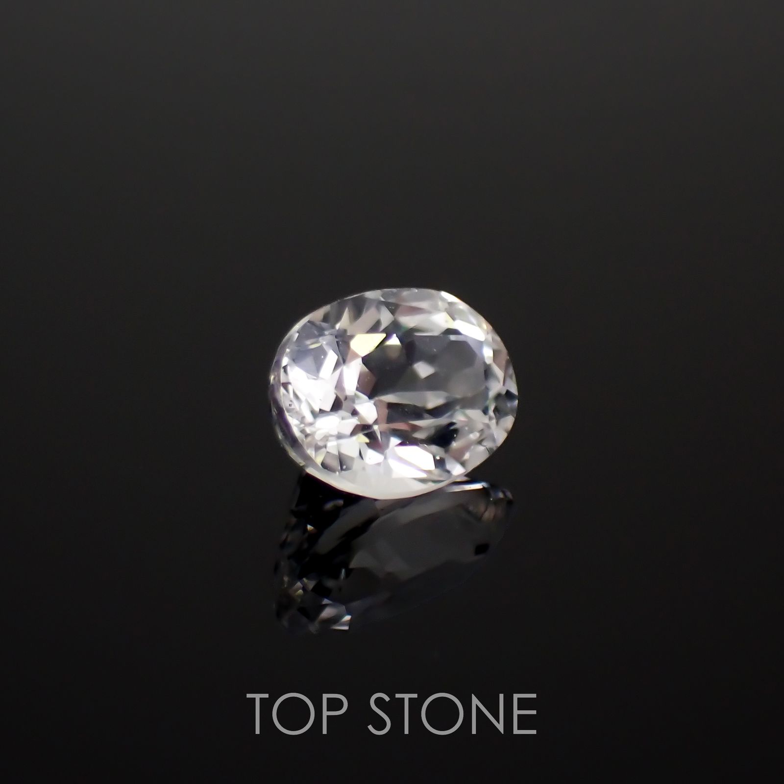フェナカイト(宝石名フェナカイト)マダガスカル/ブラジル産 0.74ct 識別済[221119127]6.4x4.6mm前後
