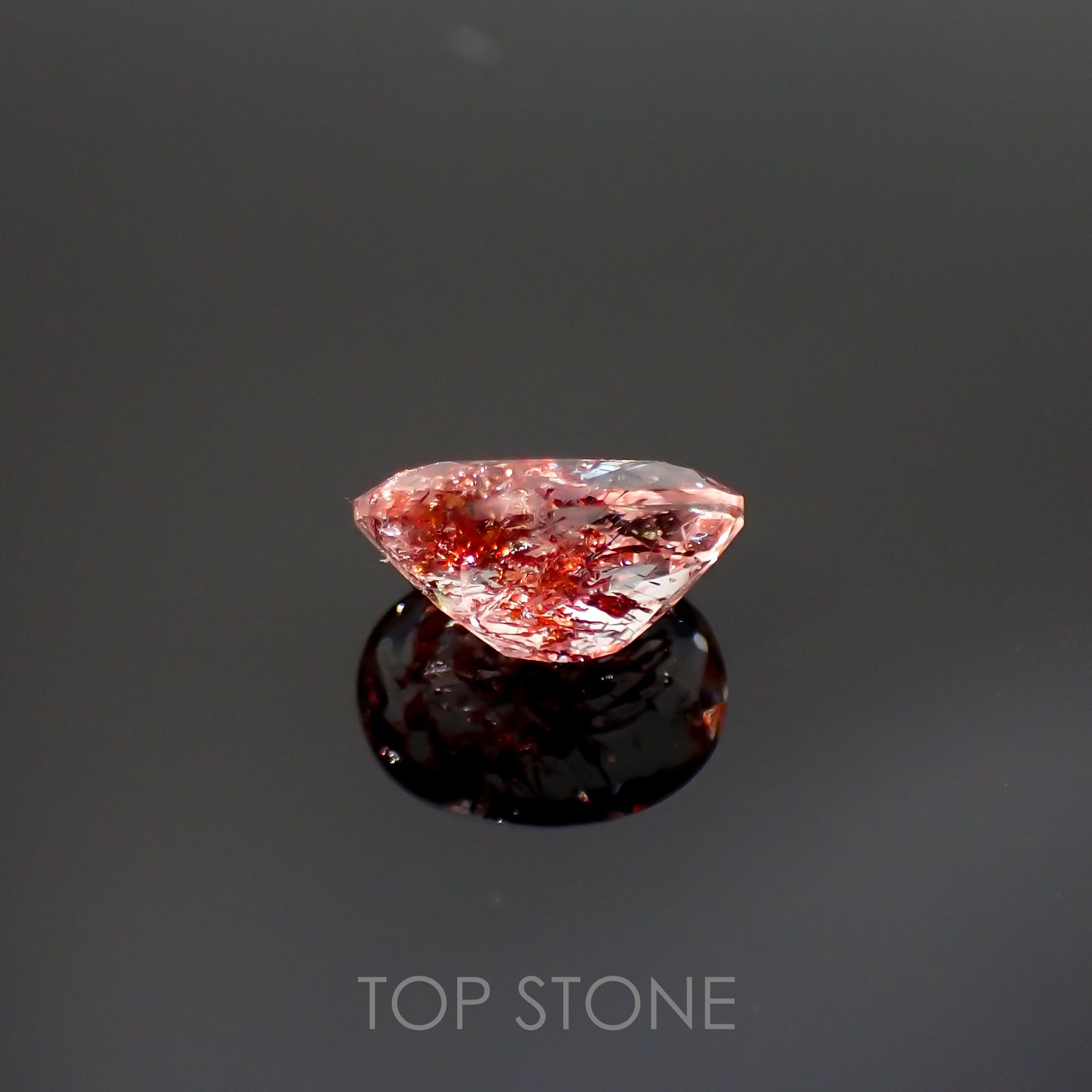 ファイヤークォーツ ナイジェリア産 1.68ct[220114764]9.2x6.8mm前後
