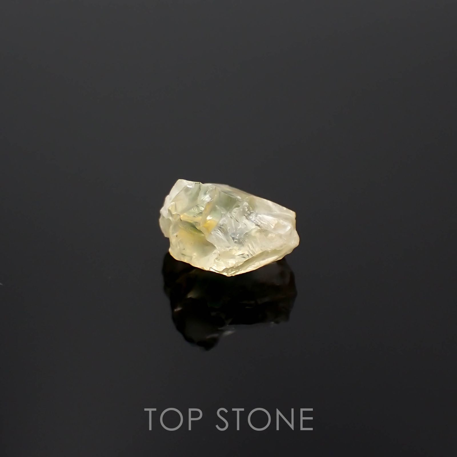 オレゴンサンストーン原石 アメリカ・オレゴン州産 3.67ct[230220424]10.1x8.8mm前後