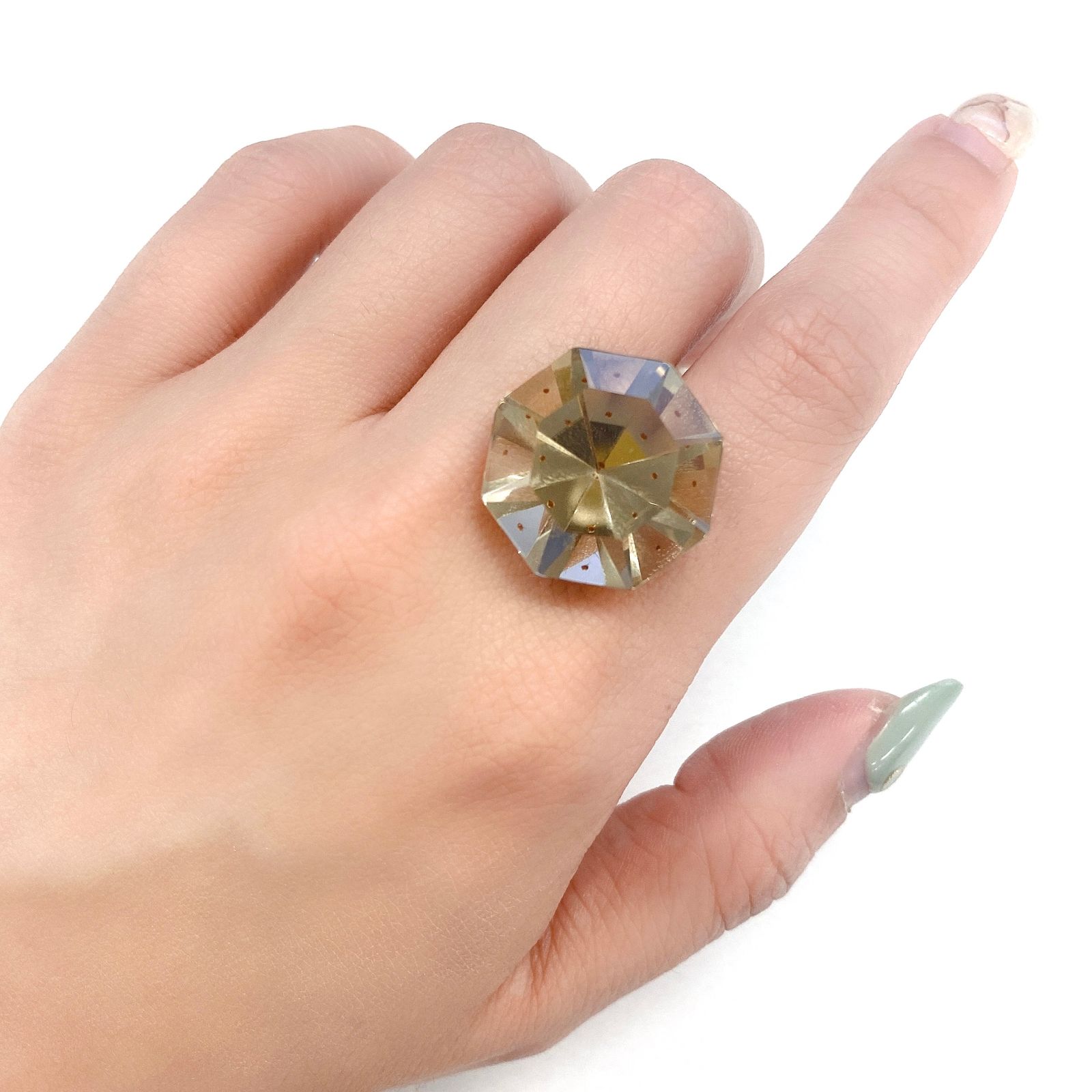 ◇オクタゴンカット◇ガーネットインスモーキークォーツ ブラジル産 31.24ct[210410525]19.7×19.6mm前後
