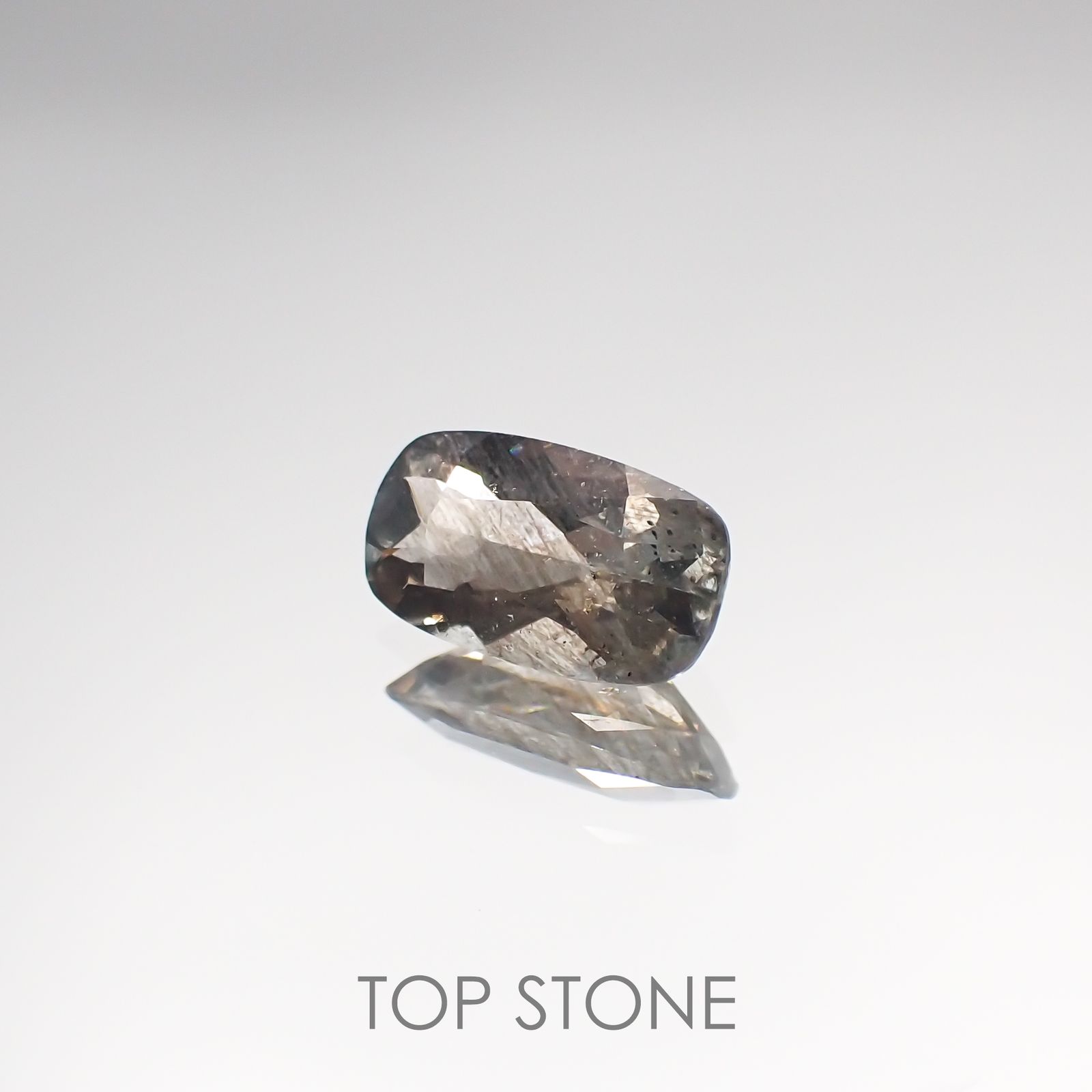 アベンチュリンアクアマリン(宝石名アクアマリン) ナイジェリア産 1.03ct 識別済[210712976]8.9×5.1mm前後