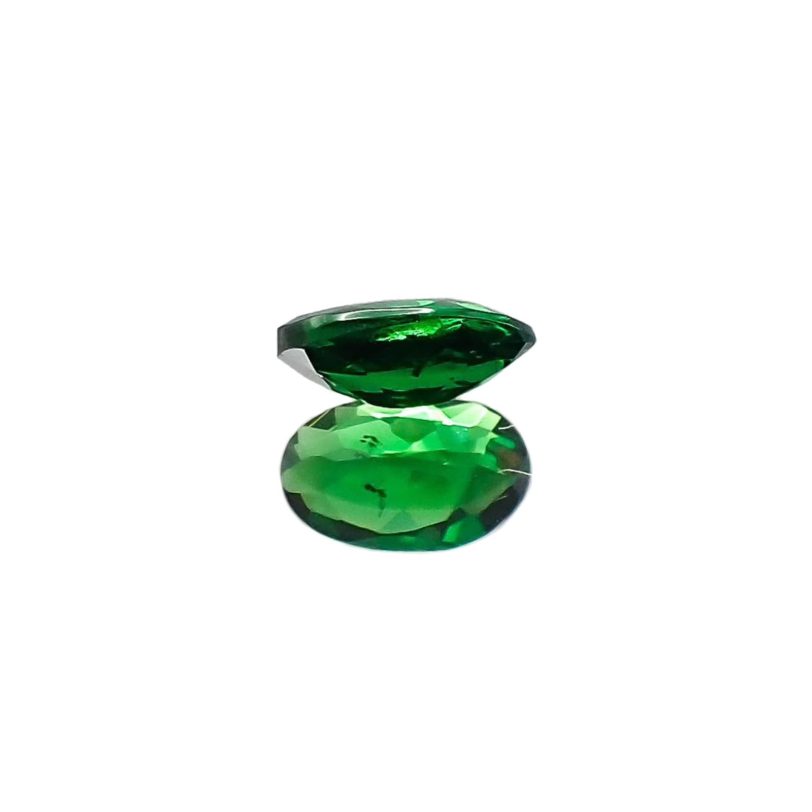 ツァボライト(宝石名グリーン グロッシュラー・ガーネット)タンザニア産 識別済 0.26ct / 5x3mm前後 [230622381]