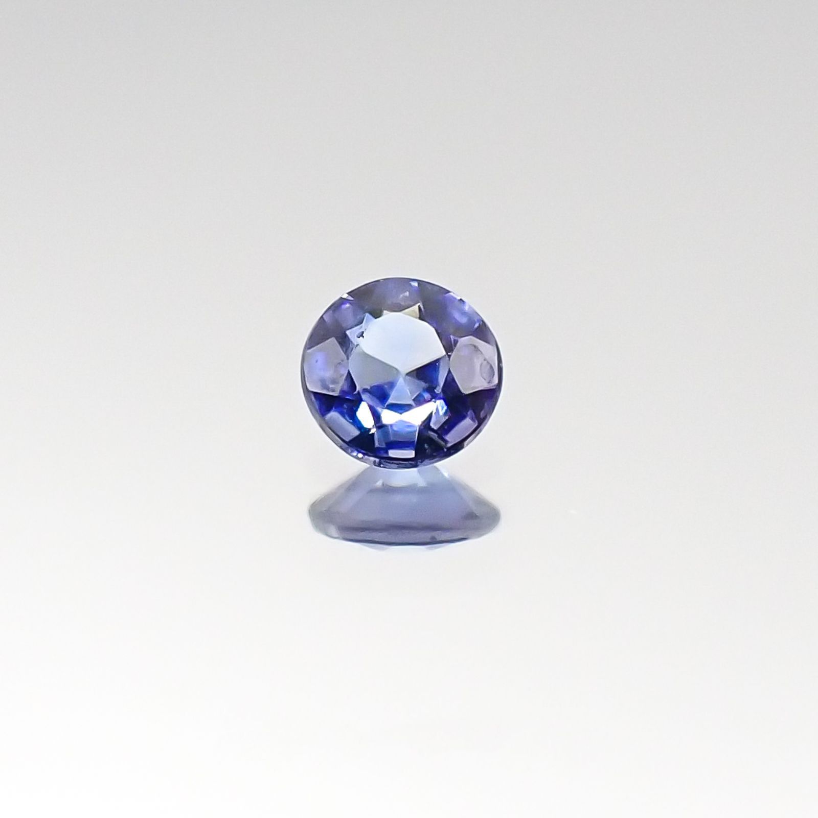 ベニトアイト(宝石名ベニトアイト) アメリカ・カリフォルニア産 0.12ct 識別済[20095848]3.2×3.1mm前後