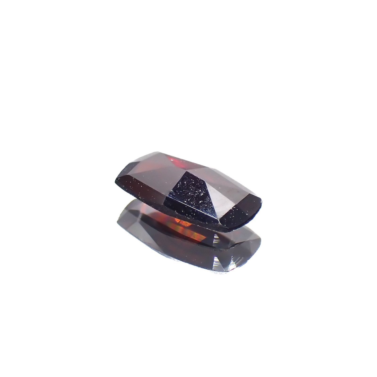 ルチル単結晶 ブラジル産 0.23ct[221219717]5.5x3.1mm前後