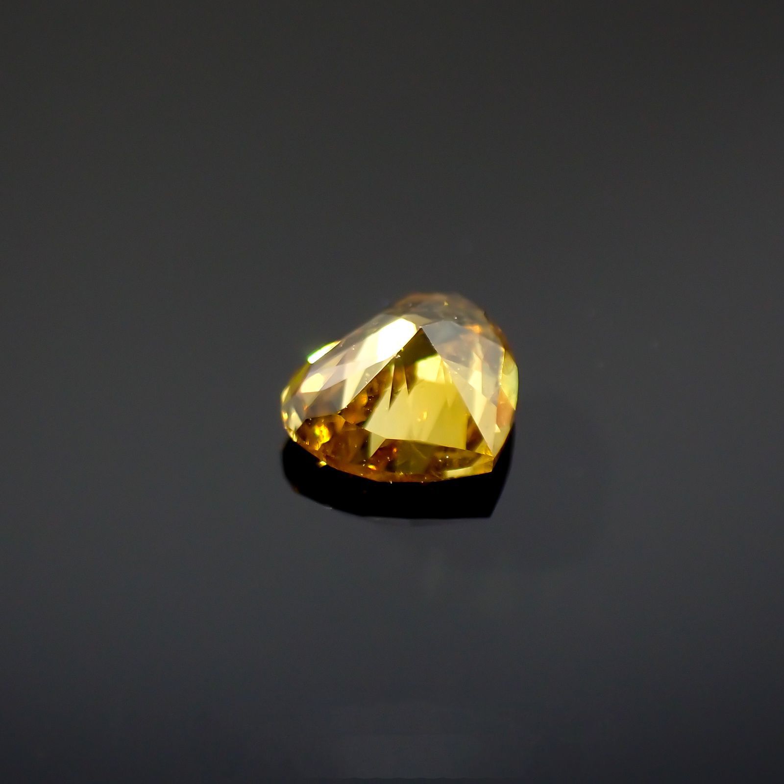 イエローダイヤモンド SI-2 / FANCY DEEP ORANGY YELLOW(宝石名ダイアモンド) 0.129ct ソ付(CGL)[220115143]2.87x3.42mm前後