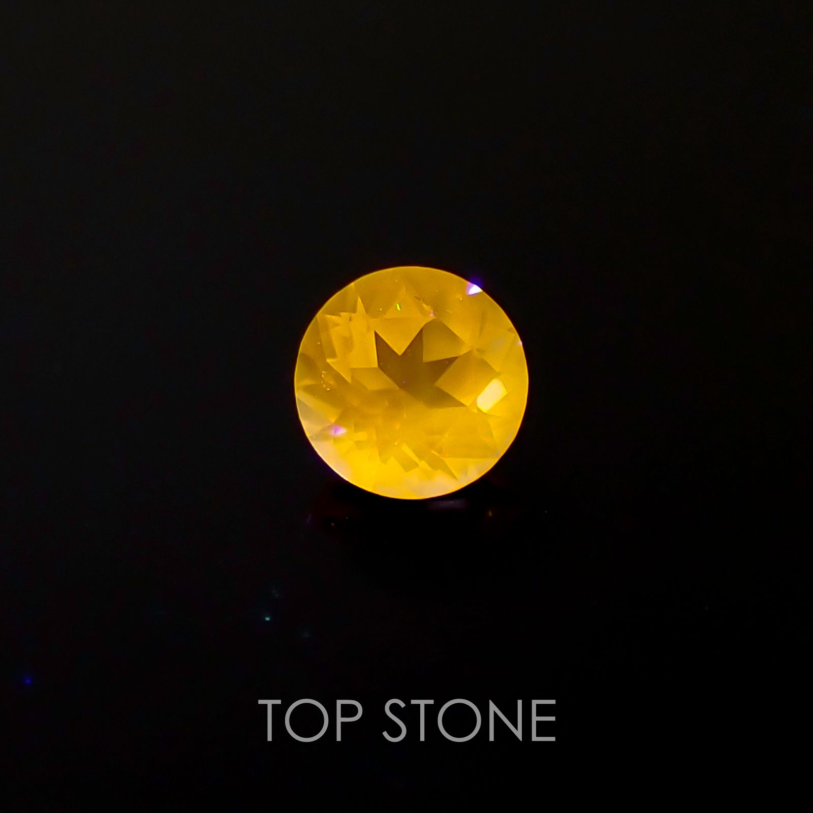パープルスキャポライト(マリアライト) スリランカ産 ルース 0.19ct[20117028]3.9×3.9mm前後