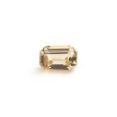 イエロージルコン スリランカ/カンボジア産 2.15ct / 8.2x5.5mm前後 [260932970]