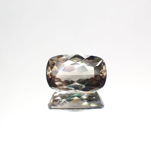 カラーチェンジ ダイアスポア(宝石名ダイアスポア(カラーチェンジ・タイプ))トルコ産 2.072ct ソ付(彩珠)[231124161]9.5x6mm前後
