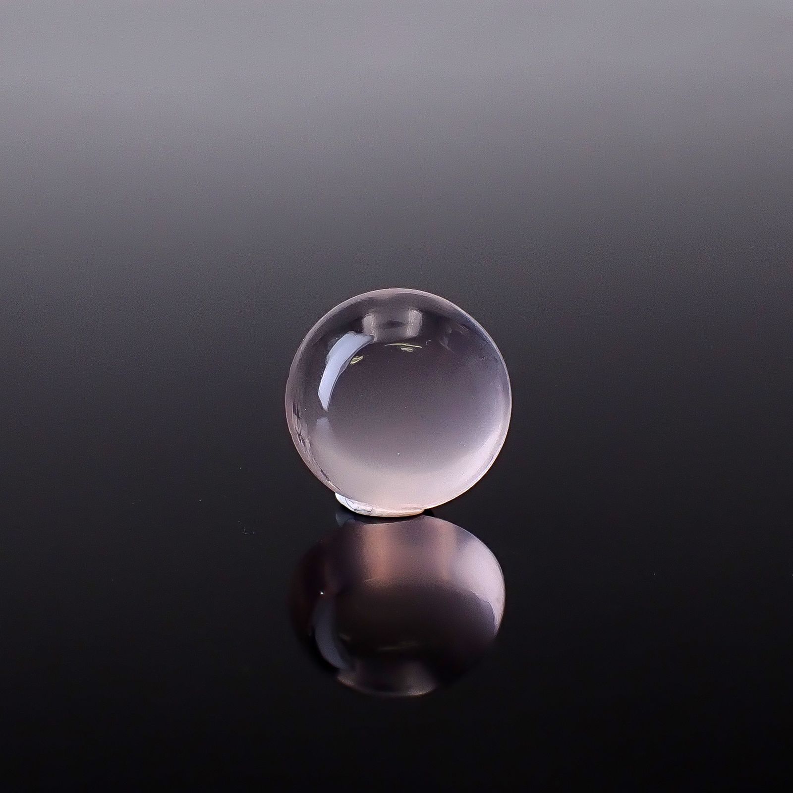 スターローズクォーツ マダガスカル産 3.33ct / 10.2x10.2mm前後 [250730823]