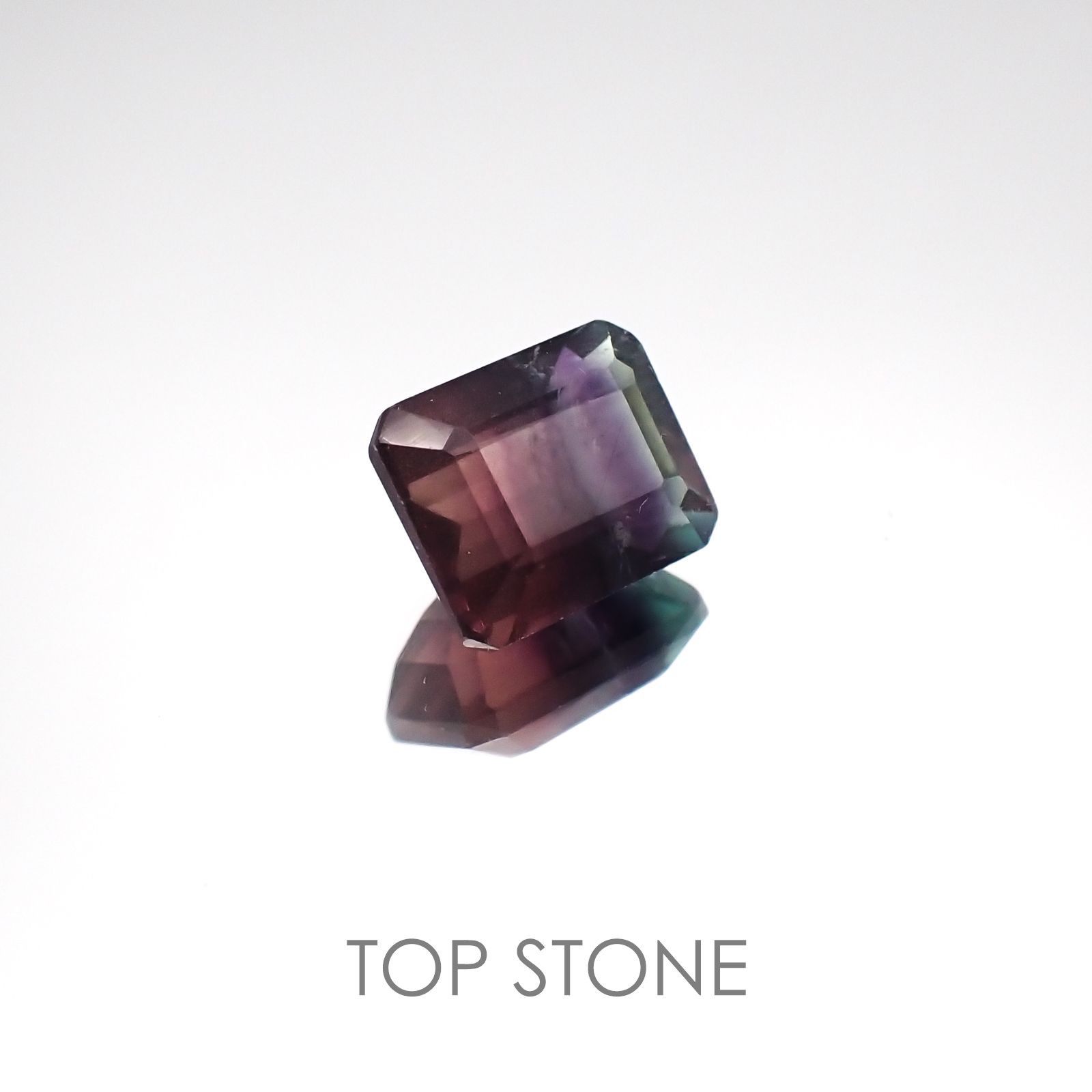 バイカラーフローライト ブラジル産 ルース 4.53ct[21028513]9.9×8mm前後