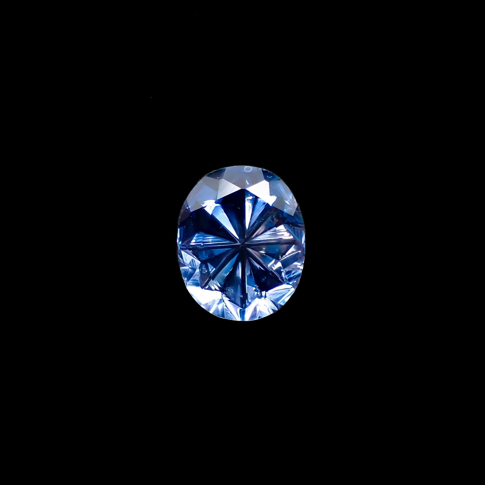 ◇甲州貴石切子Plus Three◇カラーチェンジフローライト カード付き ブラジル産 3.28ct[231225071]11.2x9mm前後
