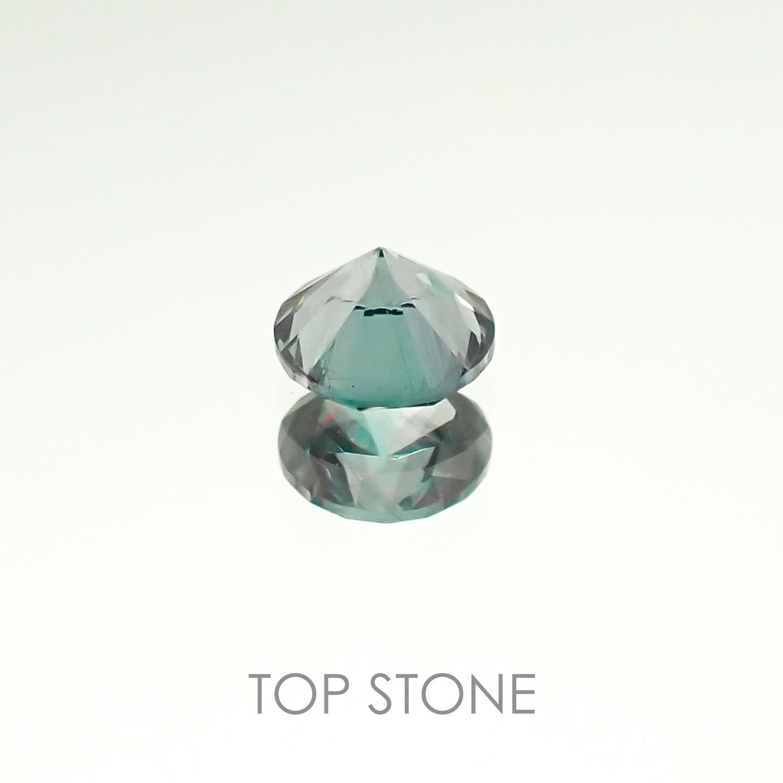 カラーチェンジガーネット(アレキタイプ) マダガスカル・ベキリー産 ルース 0.246ct[20106638]3.7×3.7mm前後
